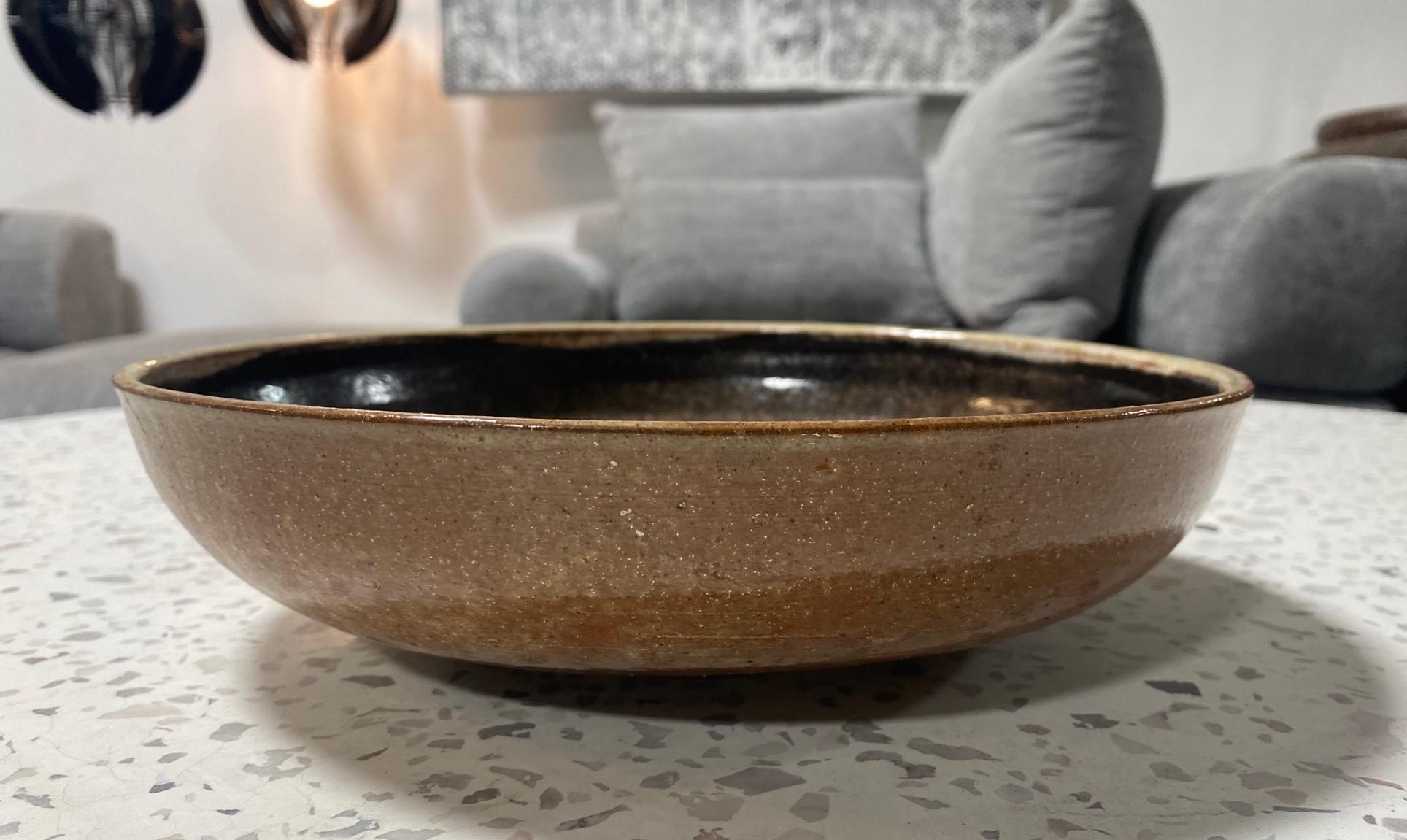 Marguerite Wildenhain Signed Pond Farm Mid-Century Modern Studio Pottery Bowl In Good Condition For Sale In Studio City, CA