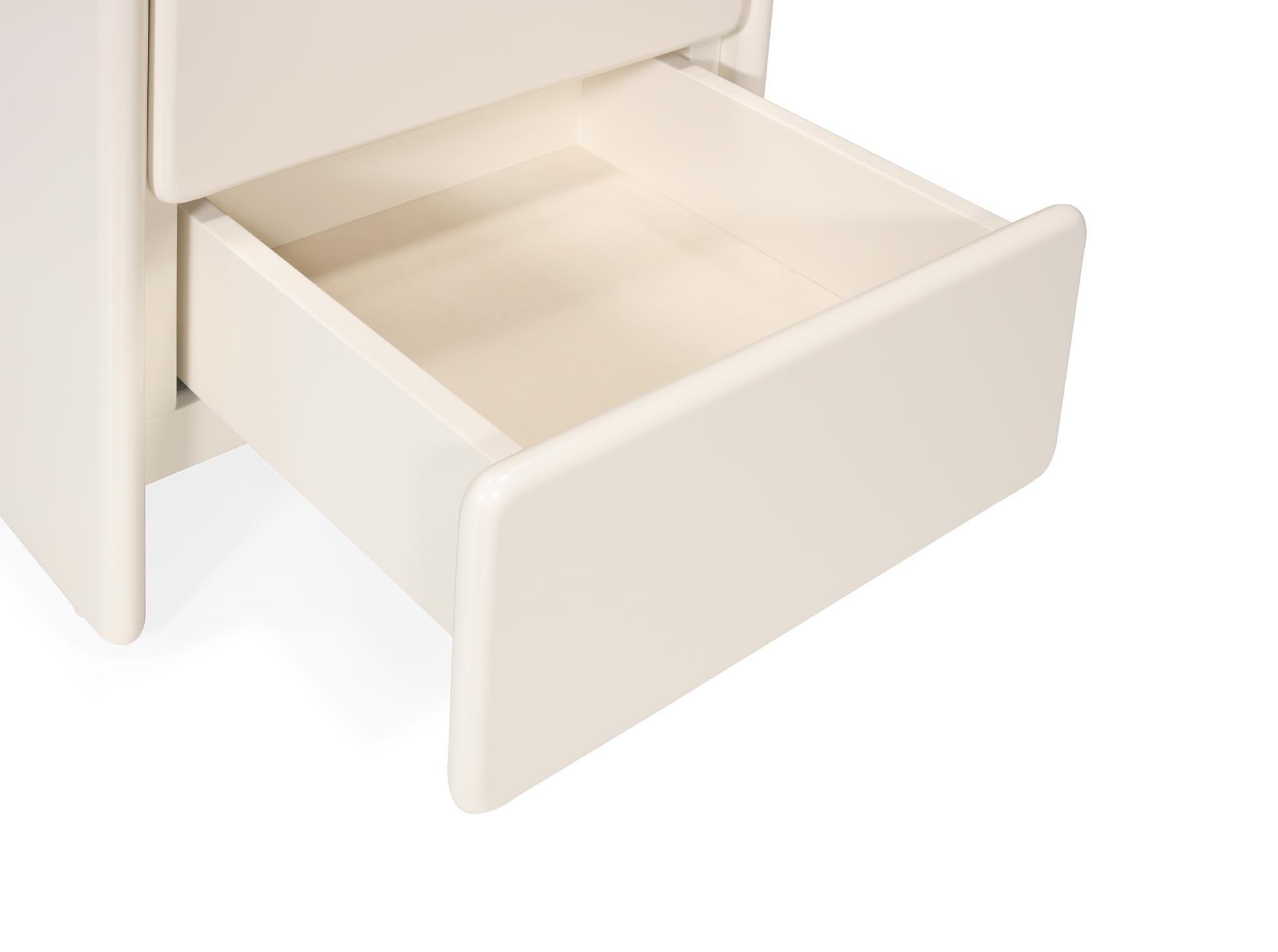 Mari Bedside Table: Soft Curves in Lacquered Elegance For Sale 6