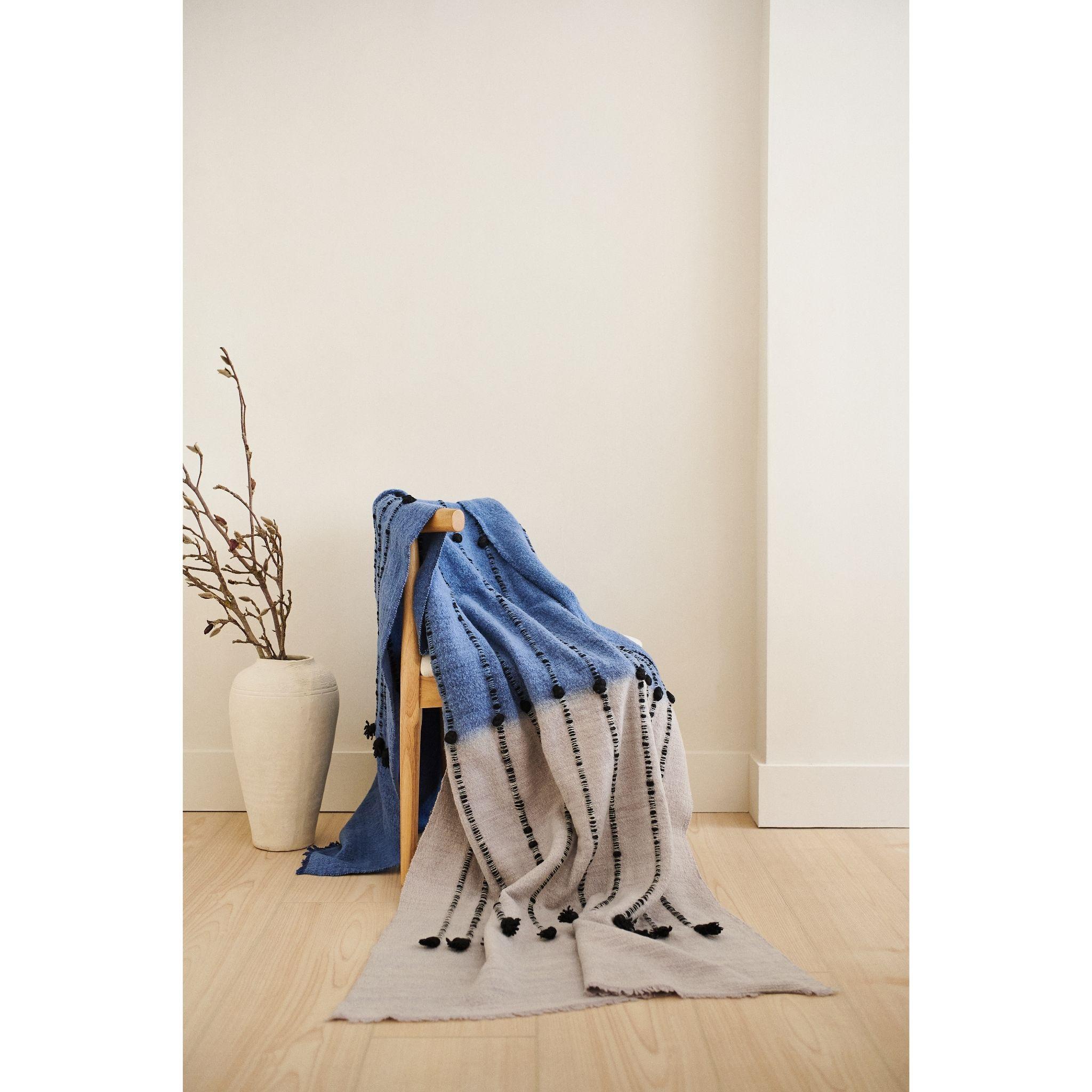 Hand-Woven Mari Blue Gray Calming Hues Hand Woven Hand Knotted Textured Plush Merino Throw For Sale