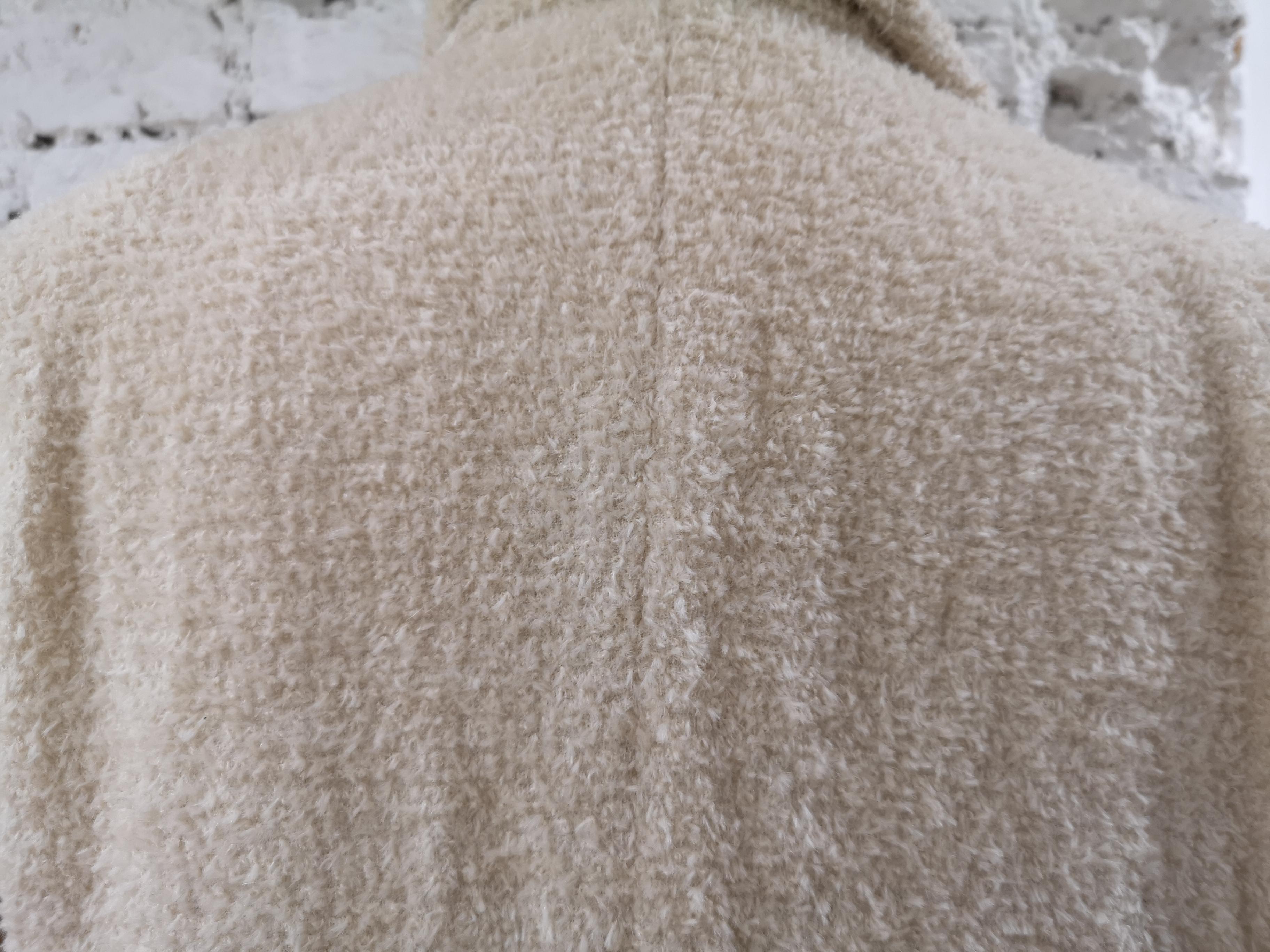 Mari Milano wool coat For Sale 2