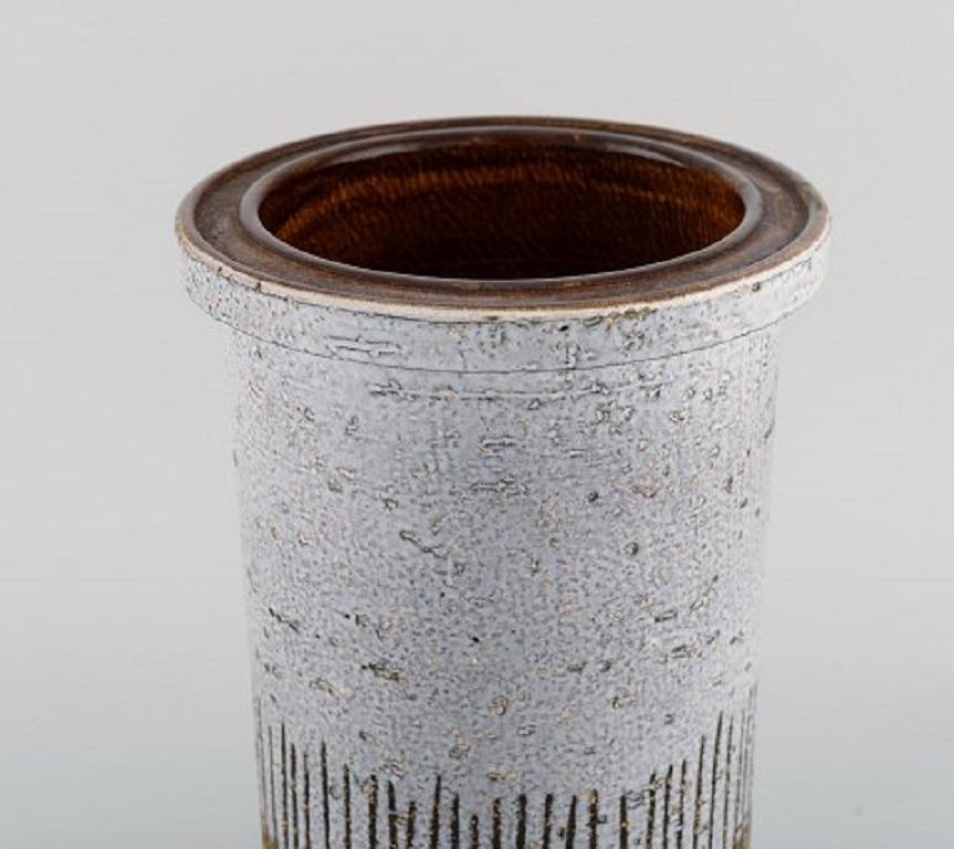 Scandinavian Modern Mari Simmulson for Upsala-Ekeby, Cylindrical Vase in Glazed Ceramics For Sale