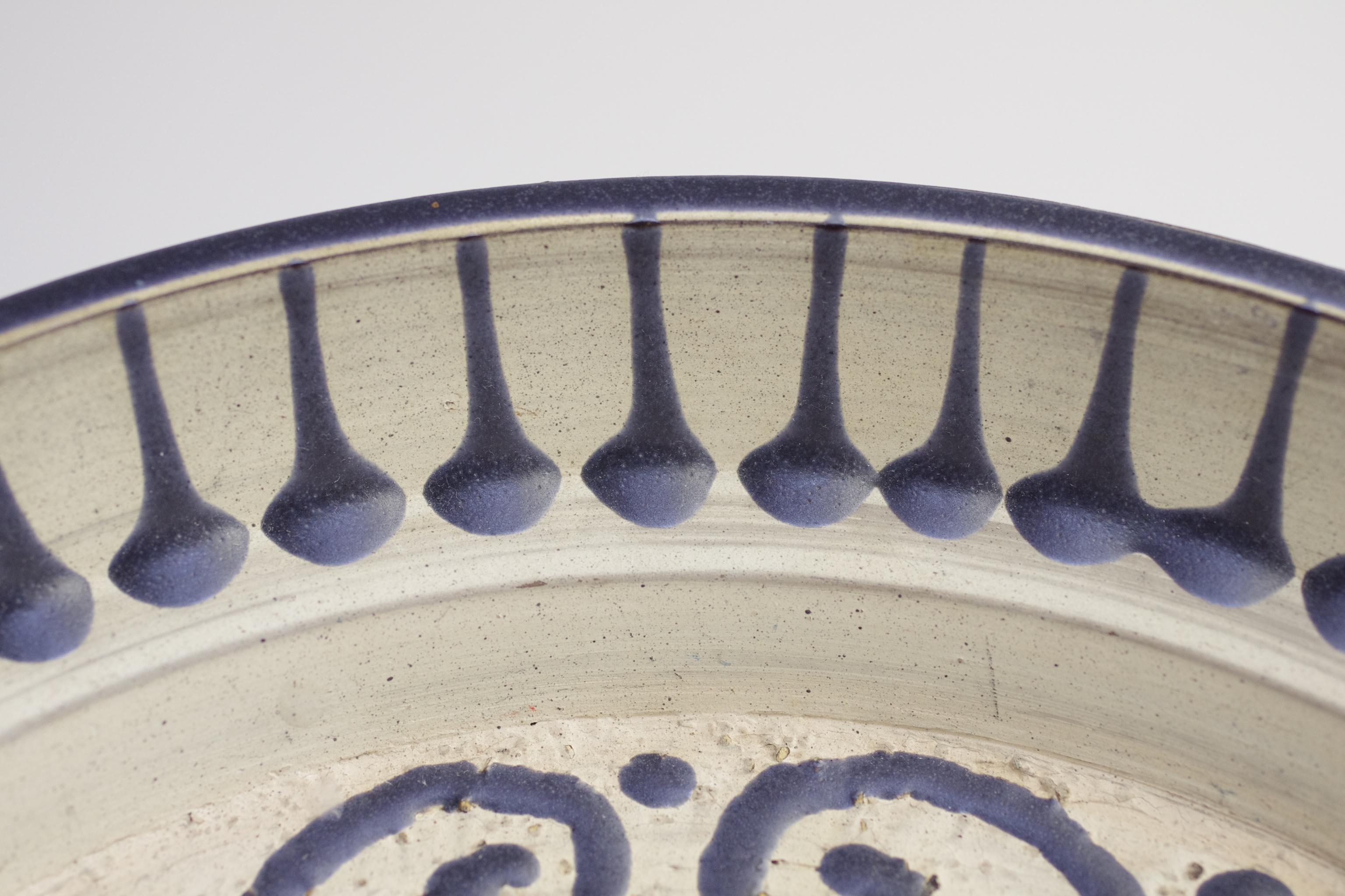 Mari Simmulson, Decorative Bowl In Good Condition For Sale In MAASTRICHT, LI