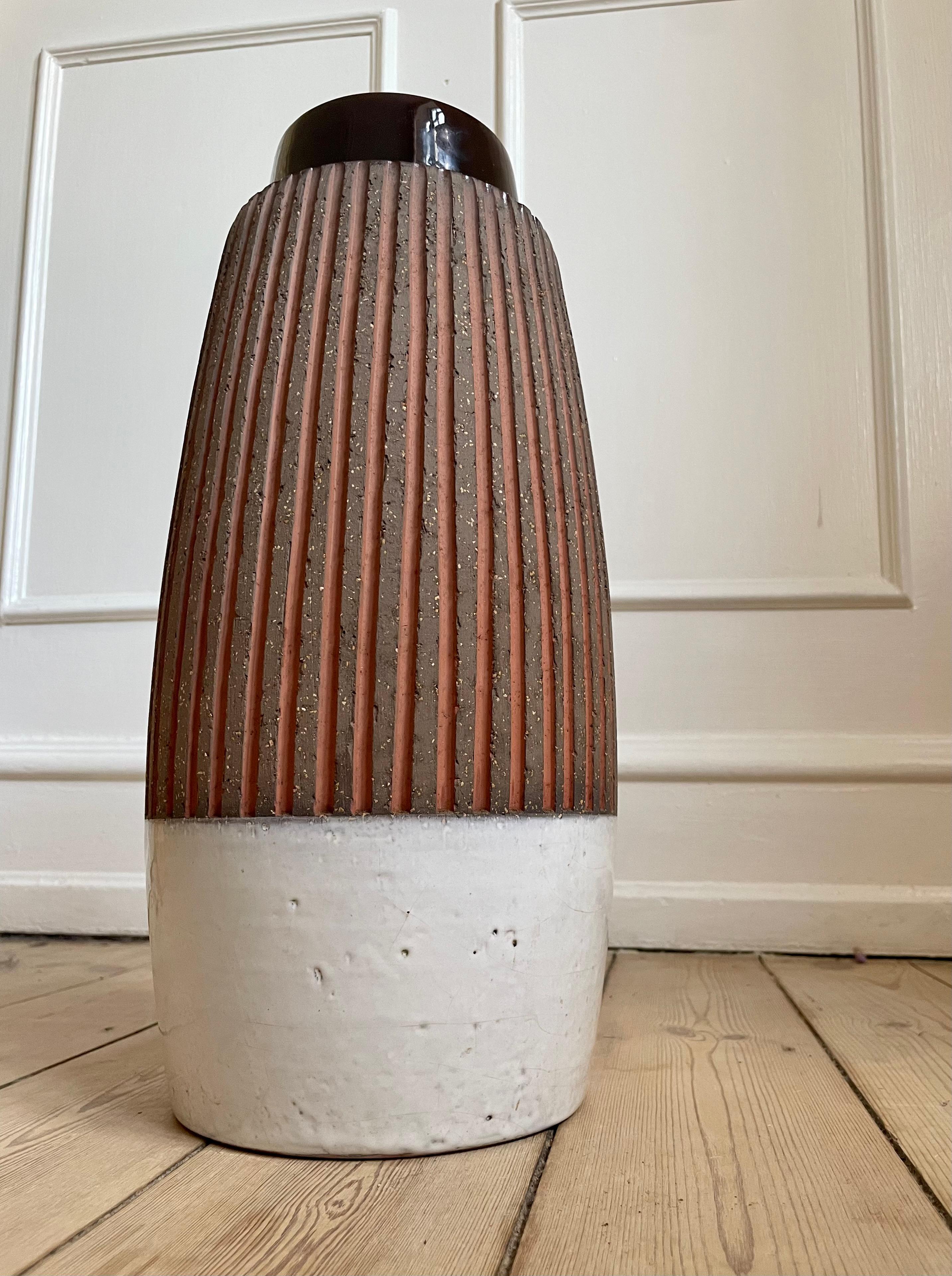 Vase de sol Mari Simmulson pour Upsala Ekeby, années 1960 en vente 4