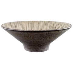 Mari Simmulson for Upsala-Ekeby, Bowl in Modern Stylish Design, Glazed Stoneware