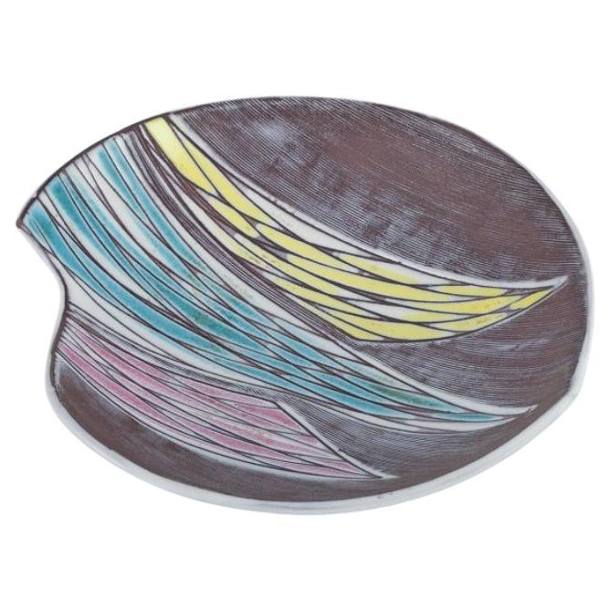 Mari Simmulson for Upsala Ekeby. Ceramic bowl in modernist style. Abstract motif For Sale