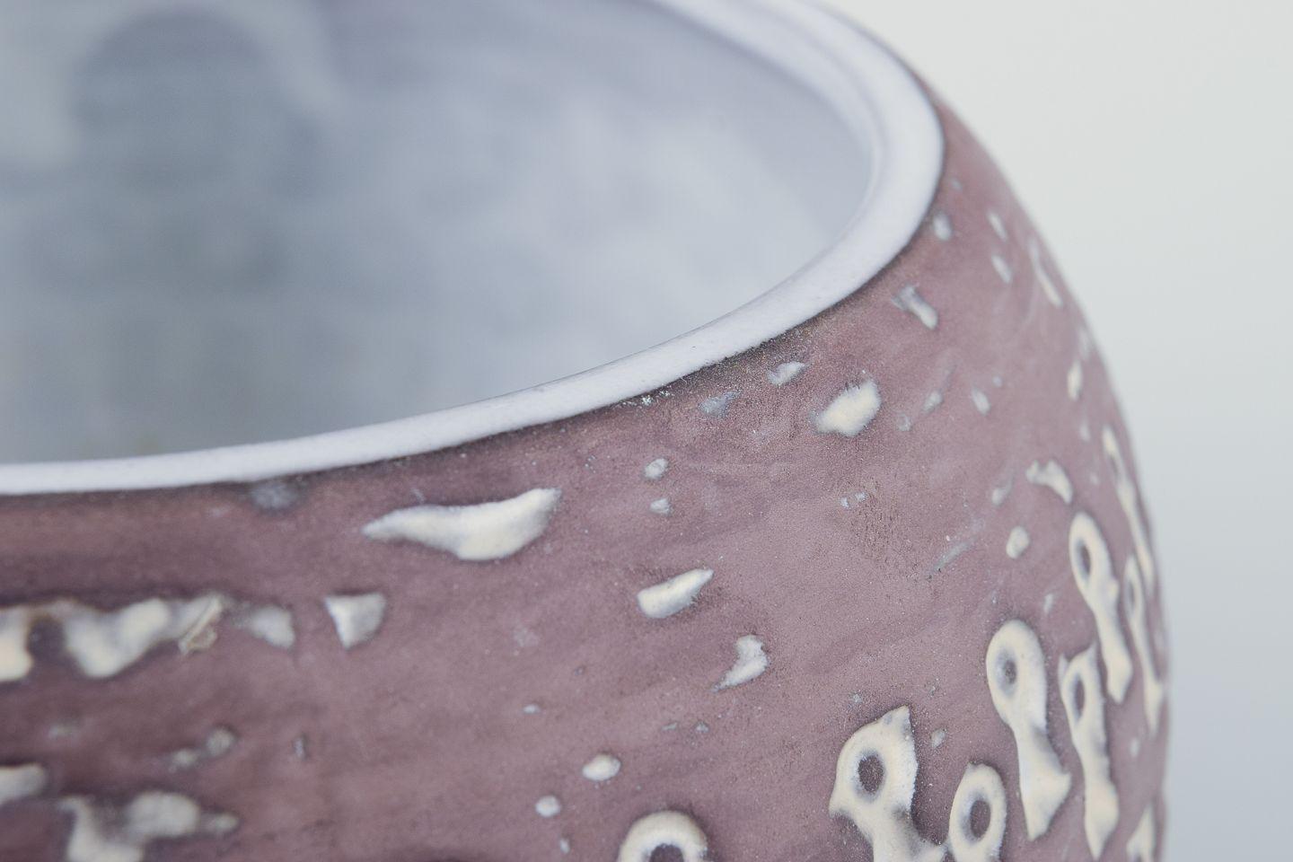 Glazed Mari Simmulson for Upsala Ekeby. Ceramic bowl with abstract pattern. Ca. 1960 For Sale
