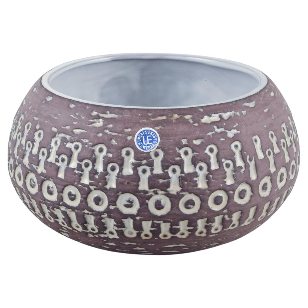 Mari Simmulson for Upsala Ekeby. Ceramic bowl with abstract pattern. Ca. 1960 For Sale