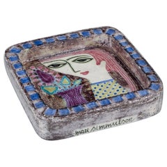 Mari Simmulson for Upsala Ekeby. Ceramic dish with a woman face and flowers