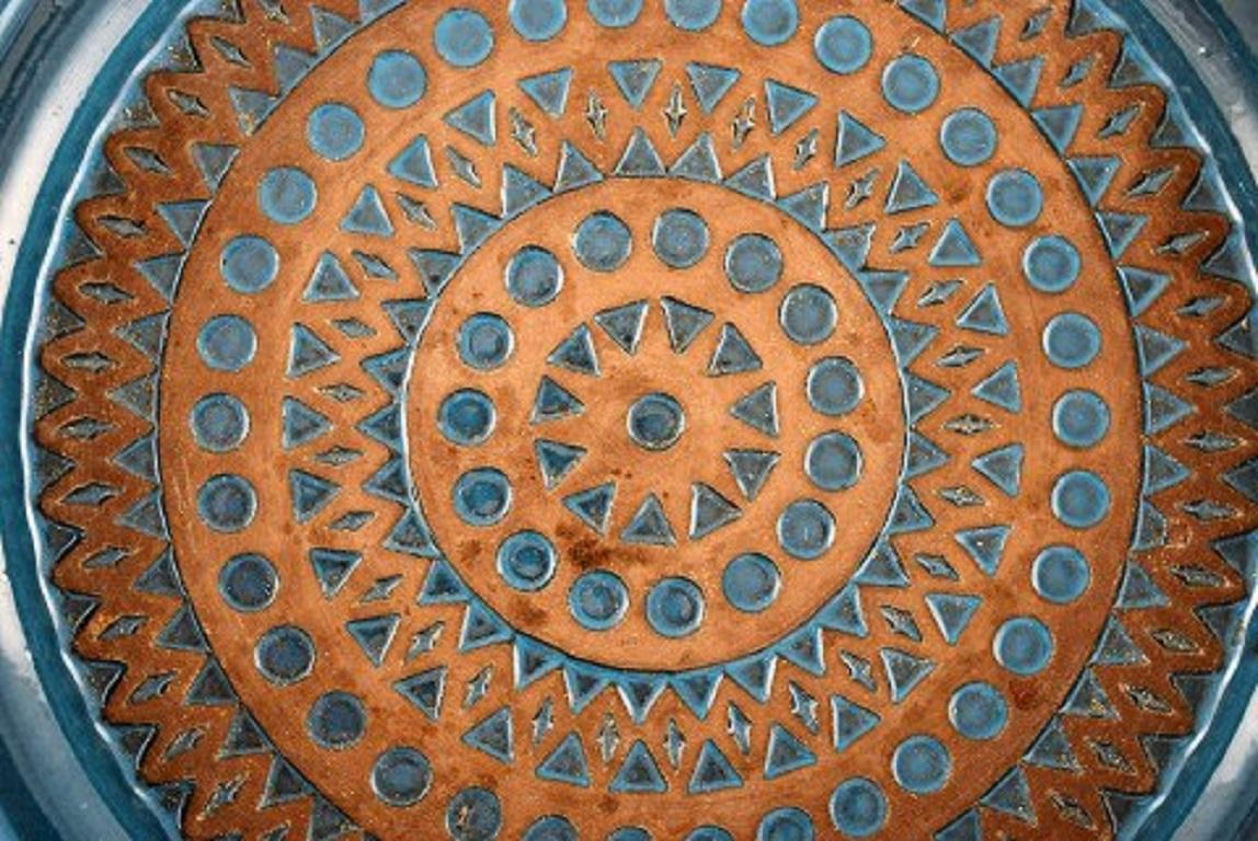 Scandinavian Modern Mari Simmulson for Upsala-Ekeby, Dish in Glazed Stoneware with Geometric Pattern