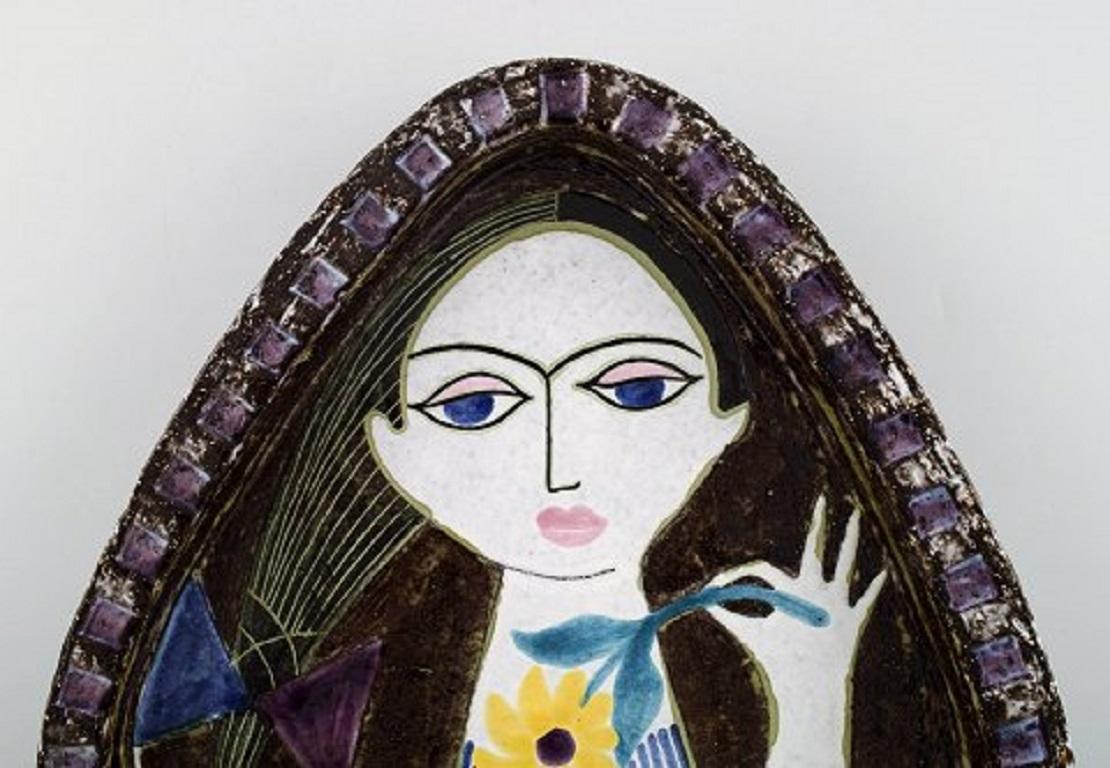 Swedish Mari Simmulson for Upsala-Ekeby, Dish in Glazed Stoneware with Portrait of Woman