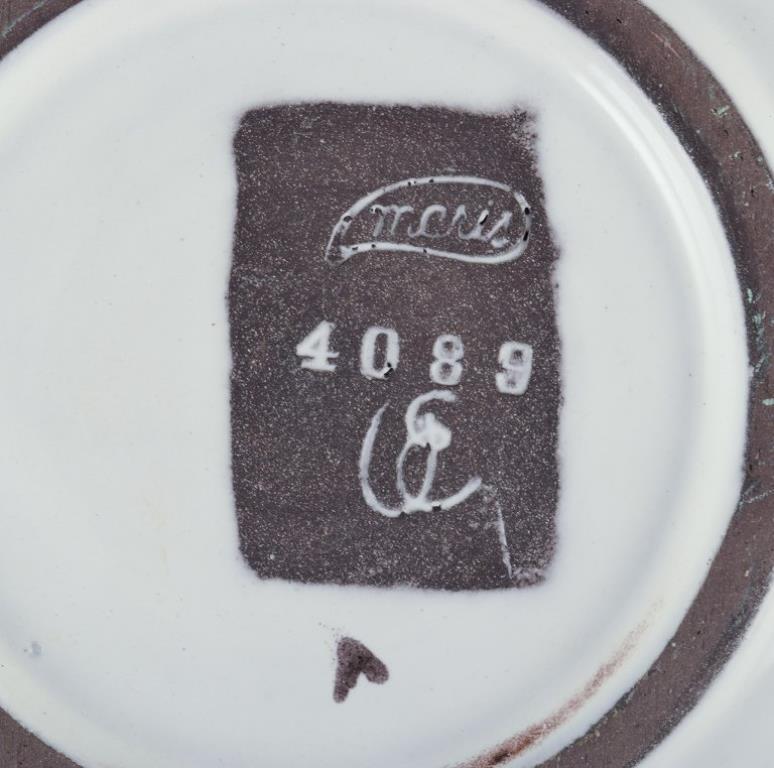 Mid-20th Century Mari Simmulson for Upsala Ekeby.  Low ceramic bowl with line pattern For Sale