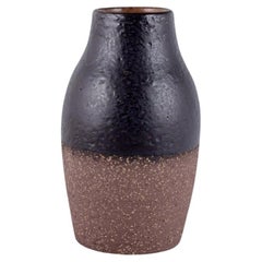 Mari Simmulson for Upsala Ekeby. Onyx ceramic vase with glaze in black hues