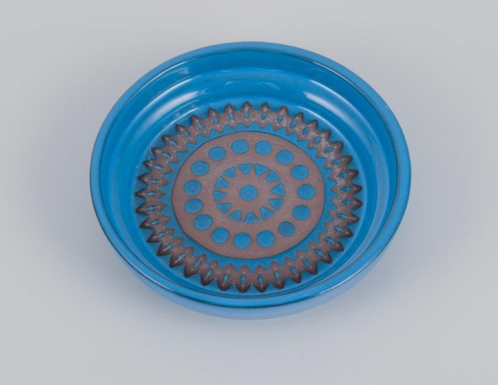 Scandinavian Modern Mari Simmulson for Upsala Ekeby. Pair of low ceramic bowls with blue-toned glaze For Sale