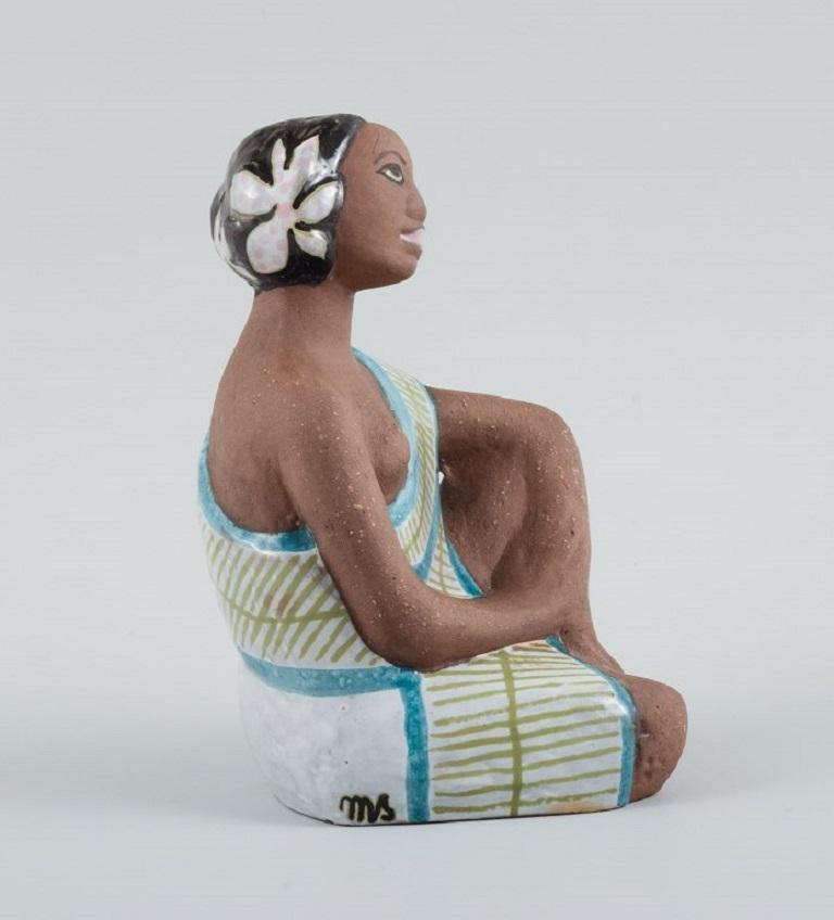 Scandinave moderne Mari Simmulson pour Upsala-Ekeby. Rare figure en céramique d'une femme de Tahiti.  en vente
