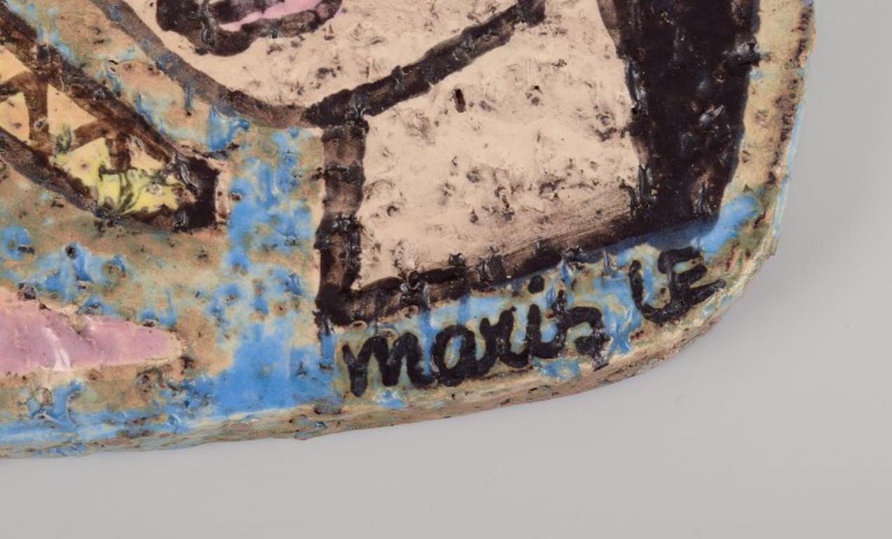 Smaltato Mari Simmulson per Upsala Ekeby. Rara targa da parete in ceramica dipinta a mano. Ca. 1960 in vendita
