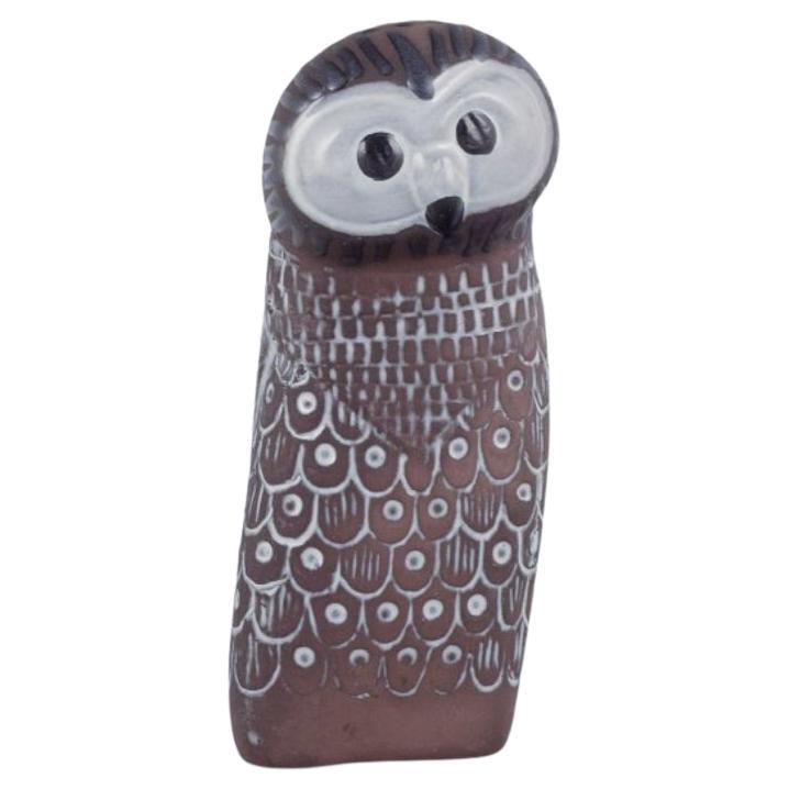 Mari Simmulson pour Upsala Ekeby, Suède. Sculpture de hibou en céramique. 1960s.  en vente