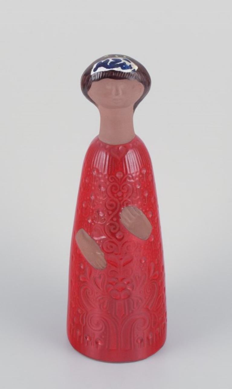 Swedish Mari Simmulson, large handmade ceramic sculpture of a woman. 1960s For Sale