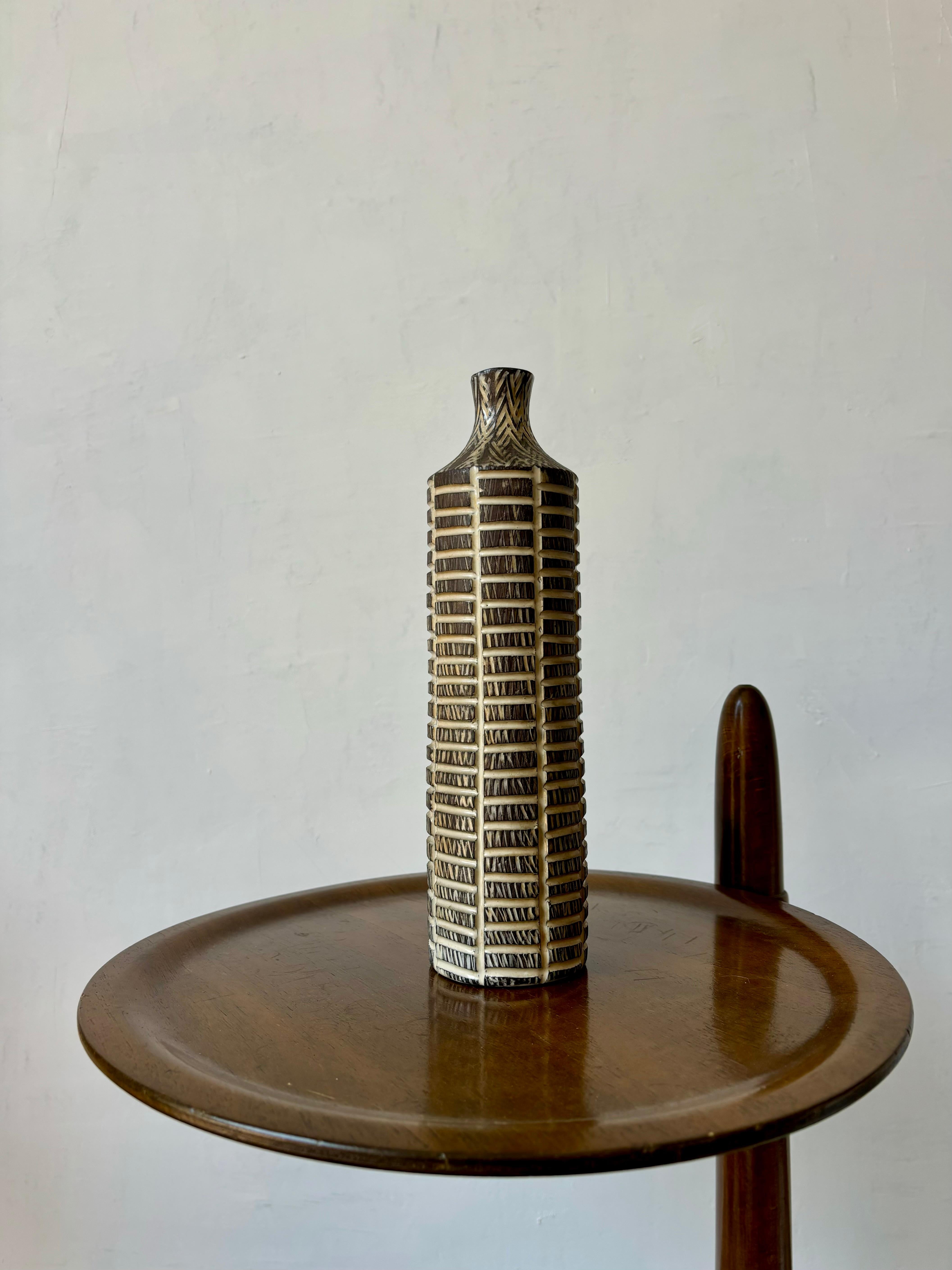 Mari Simmulson 1957 Senegal Series Slender Stoneware Vase For Sale 3