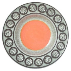 Mari Simmulson, Upsala-Ekeby. Stoneware bowl with orange glazed centre. 1960s