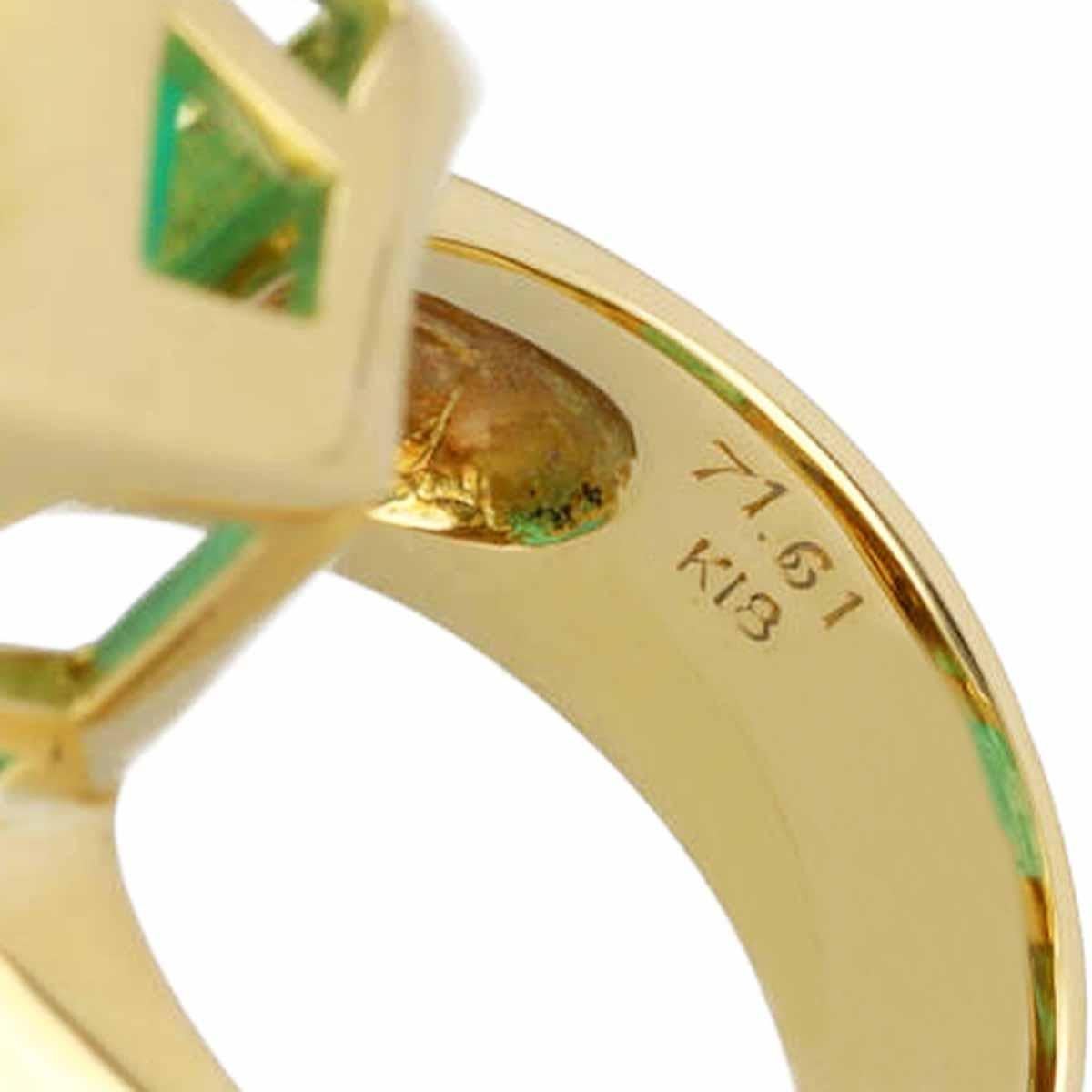 Maria And The Infant Jesus Carved Emerald 71.61ct 18K Yellow Gold Ring US 6.75 In Good Condition For Sale In Tokyo, JP