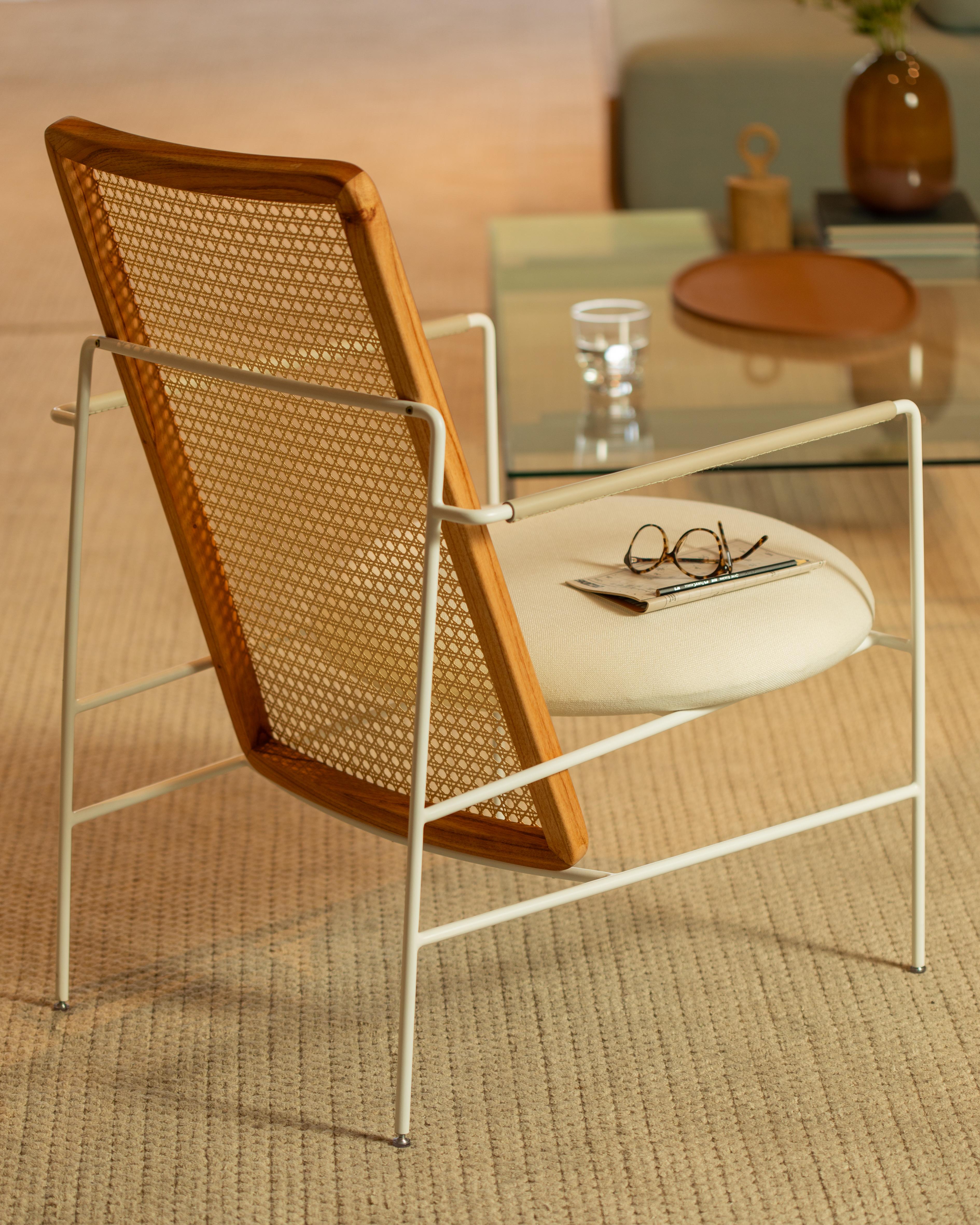 Maria armchair in metal, leather, wood and straw For Sale 4