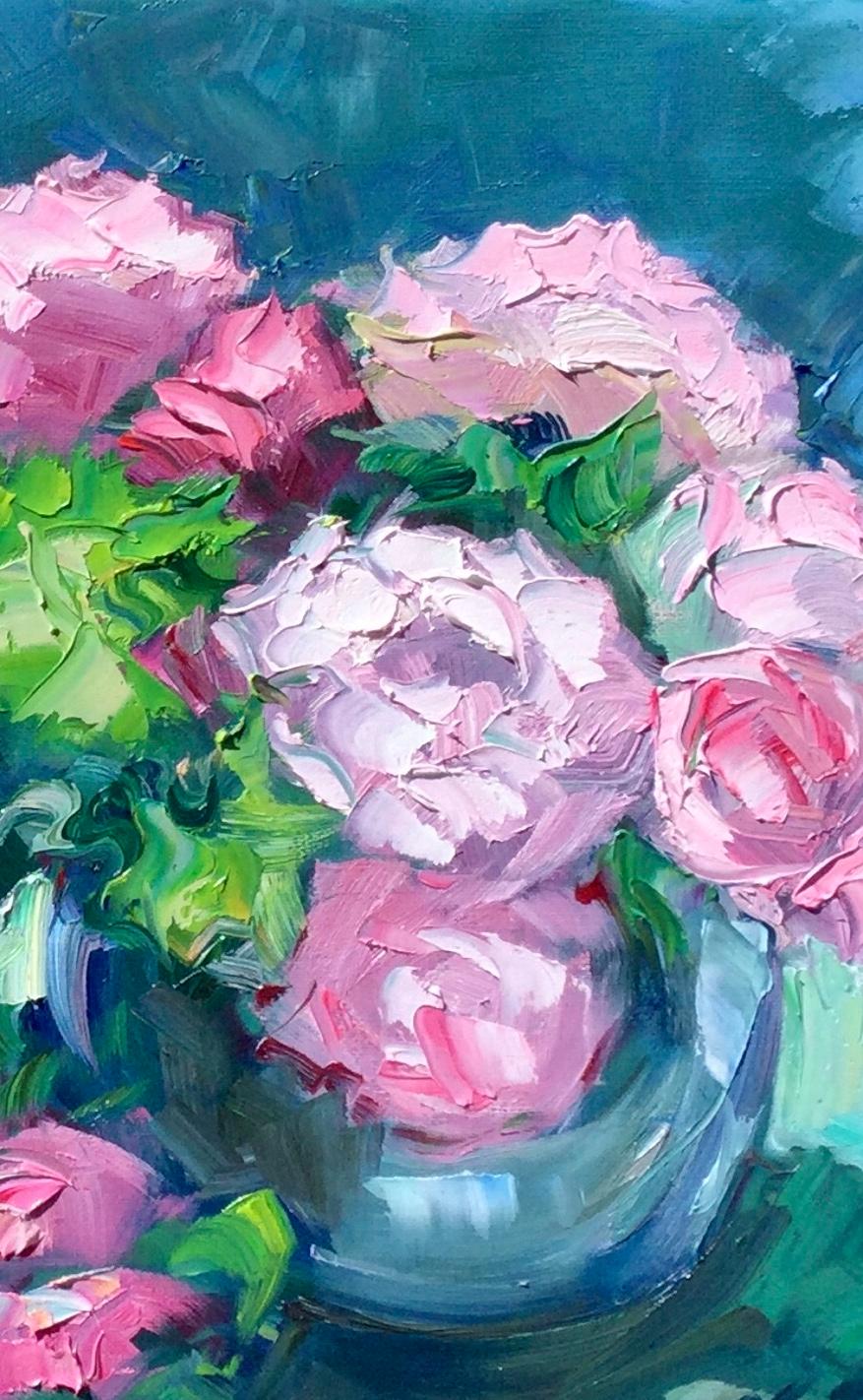 Nature morte impressionniste contemporaine roses de jardin rose  - Bleu Still-Life Painting par Maria Bertrán