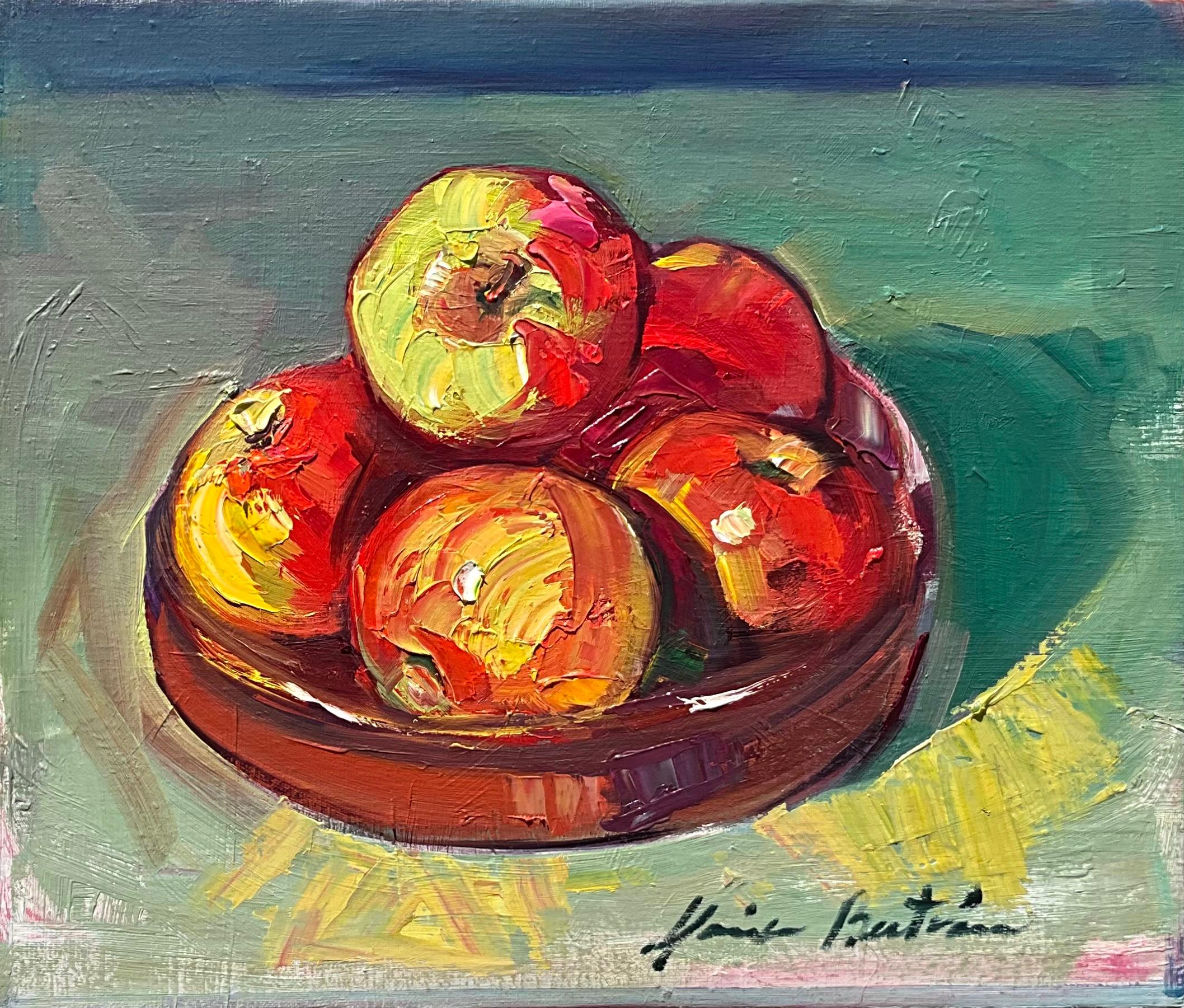 Still-Life Painting Maria Bertrán - " Plat rouge avec pommes " Nature morte impressionniste contemporaine Huile