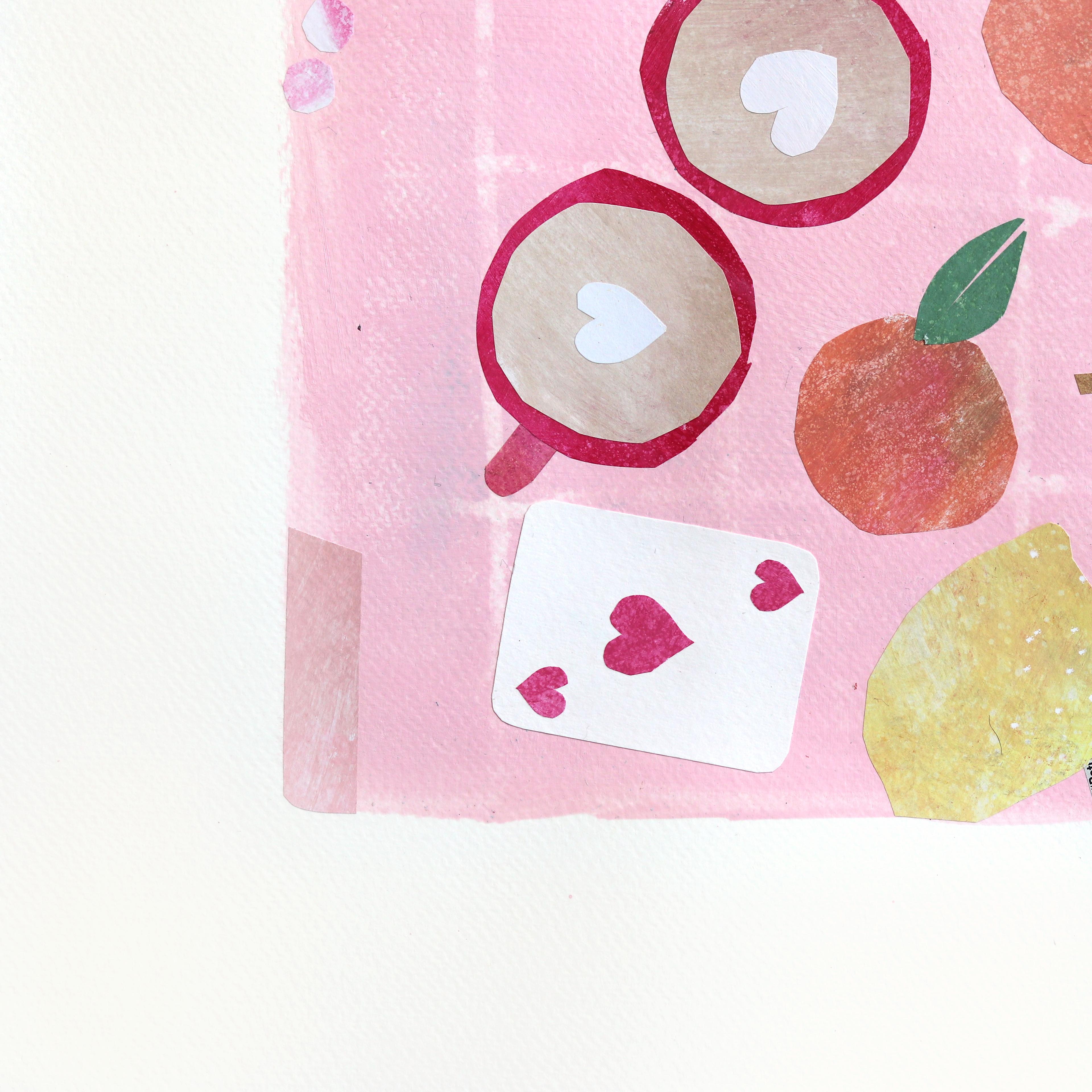 La fiesta rosa - Bonito bodegón femenino Collage Obra de arte en técnica mixta sobre papel - Still-Life Painting Rosa de Maria C. Bernhardsson