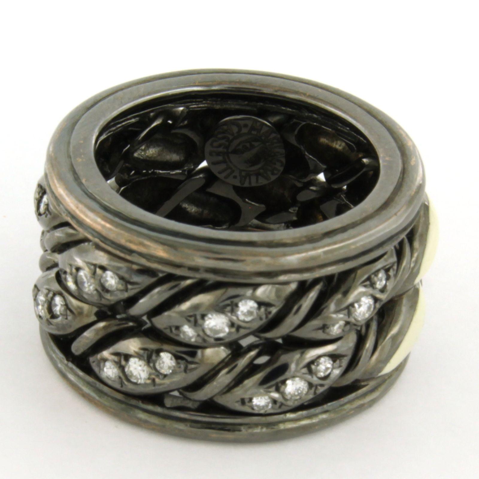 Maria Garcia Cassetti Ring with black rhodium, enamel and diamonds 18k gold For Sale 4