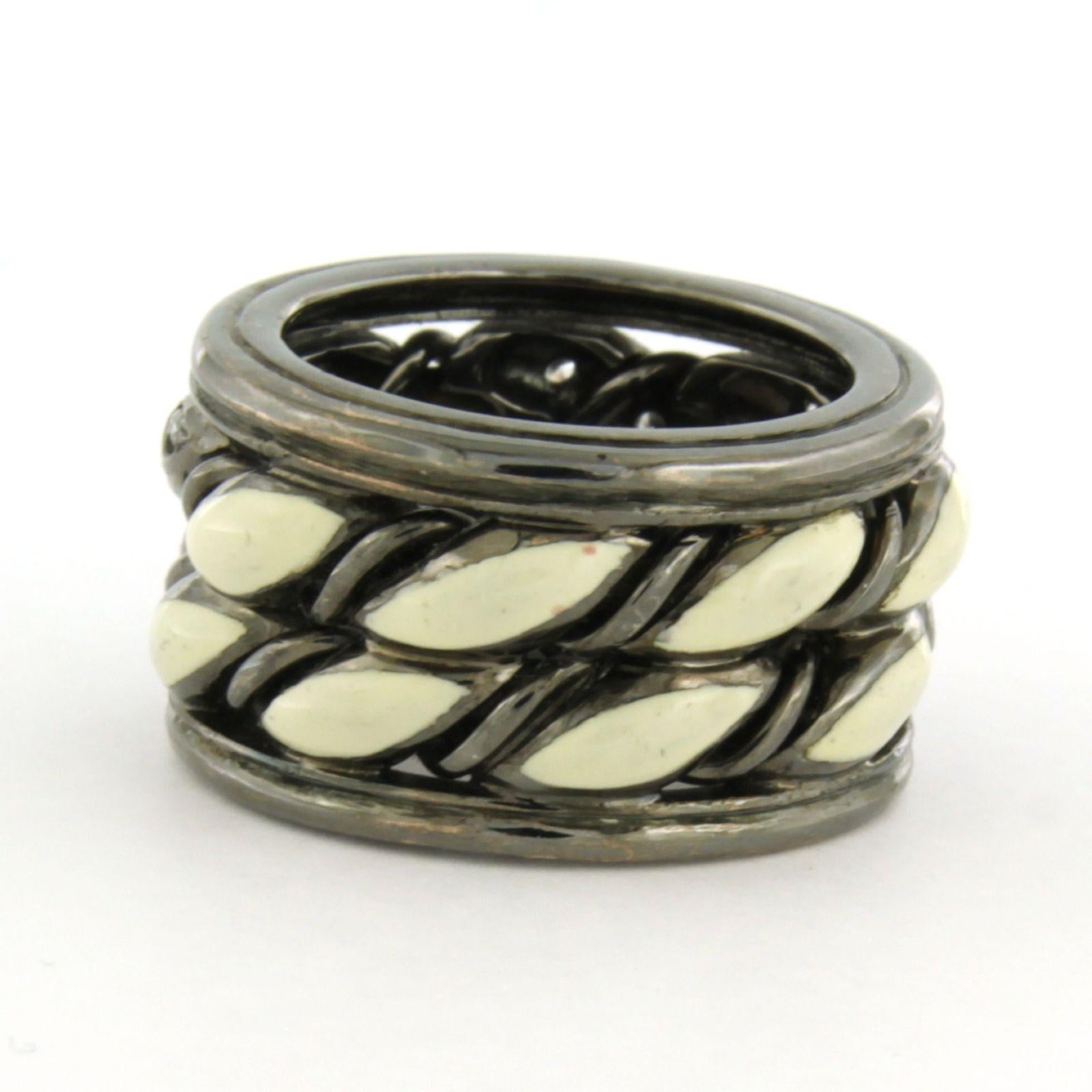 Women's Maria Garcia Cassetti Ring with black rhodium, enamel and diamonds 18k gold For Sale
