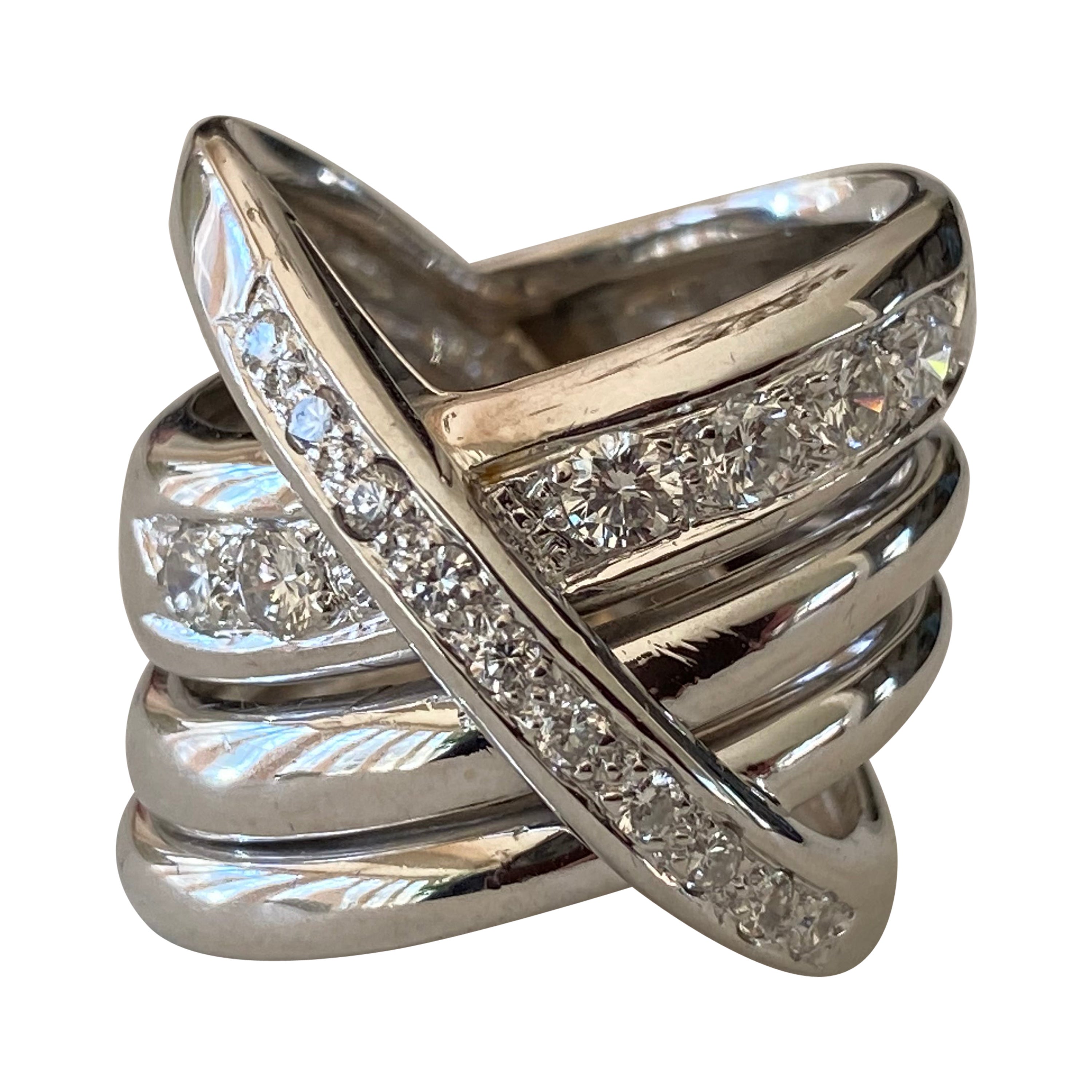 Maria Grazia Cassetti Bague à la mode en or blanc 18 carats et diamants en vente