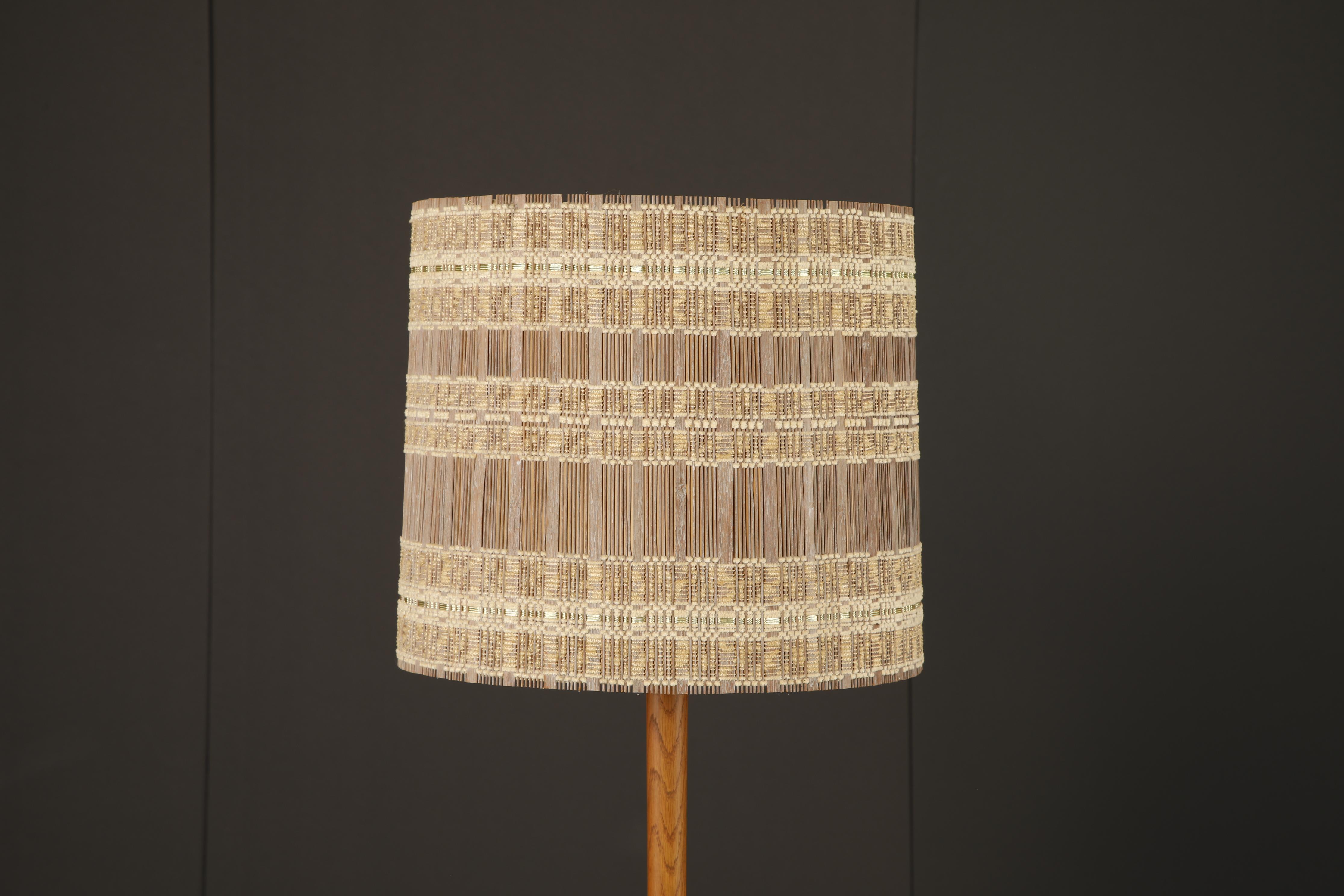 Mid-Century Modern Abat-jour en damier naturel et or pâle, moderne du milieu du siècle dernier, 1960s en vente
