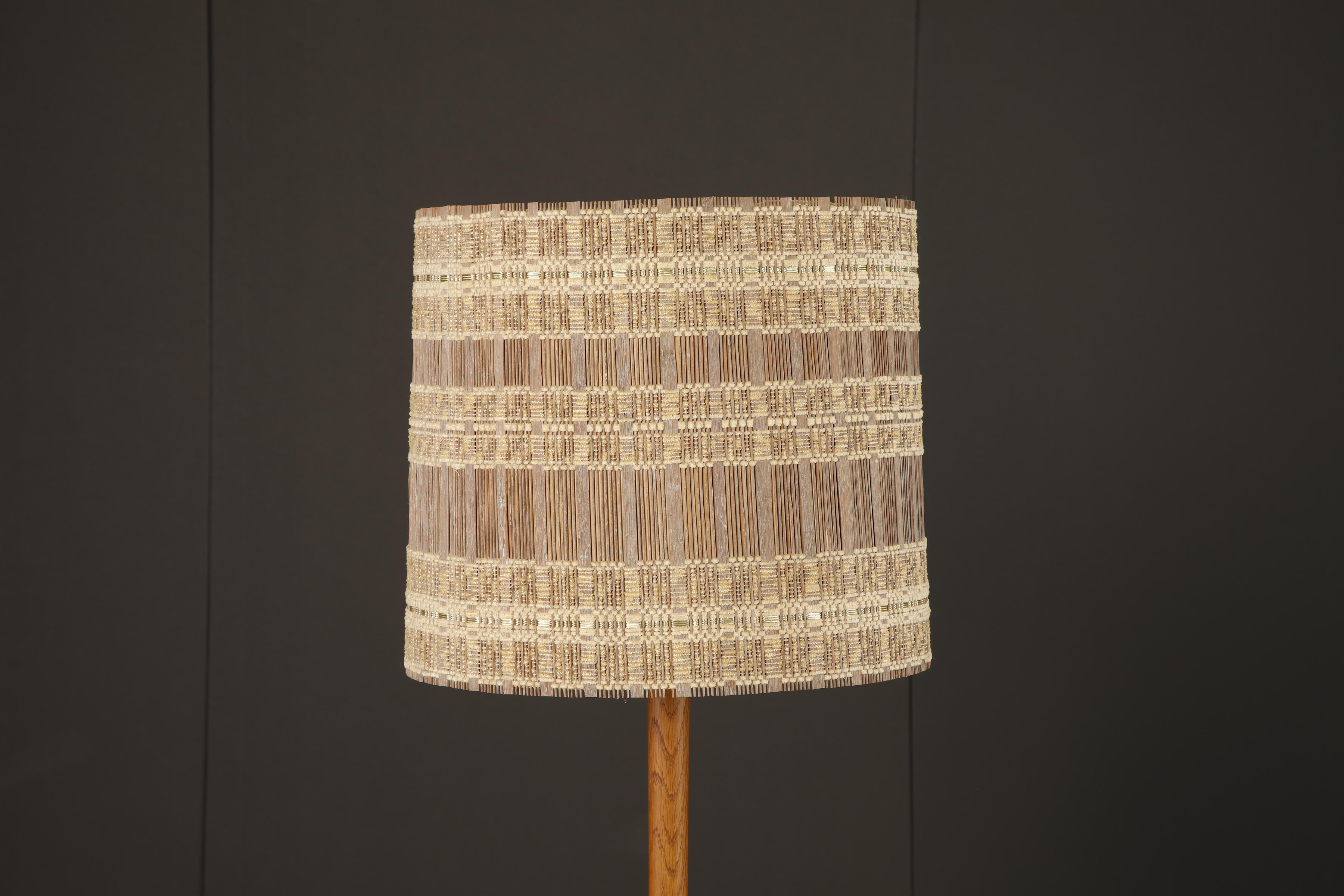 Américain Abat-jour en damier naturel et or pâle, moderne du milieu du siècle dernier, 1960s en vente