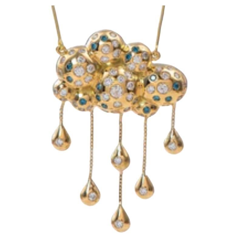 Maria Kotsoni, collier pendentif contemporain en or 18 carats avec diamants bleus en forme de nuages de pluie  