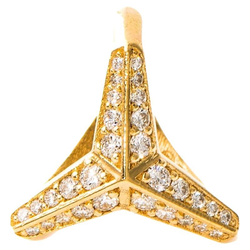 Maria Kotsoni Contemporary 18k Gold Three Pointed Star Small  Diamond Ear Cuff