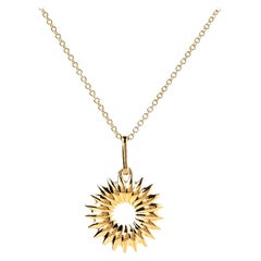 Maria Kotsoni- Zeitgenössische Halskette, 18 Karat Gold, Lebenskranz, skulpturaler Charme