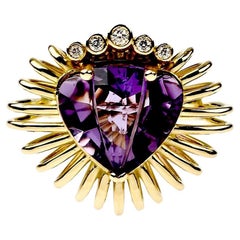 Maria Kotsoni Zeitgenössischer Ring aus 18 Karat Gelbgold mit Pulsating Heart Amethyst und Diamant