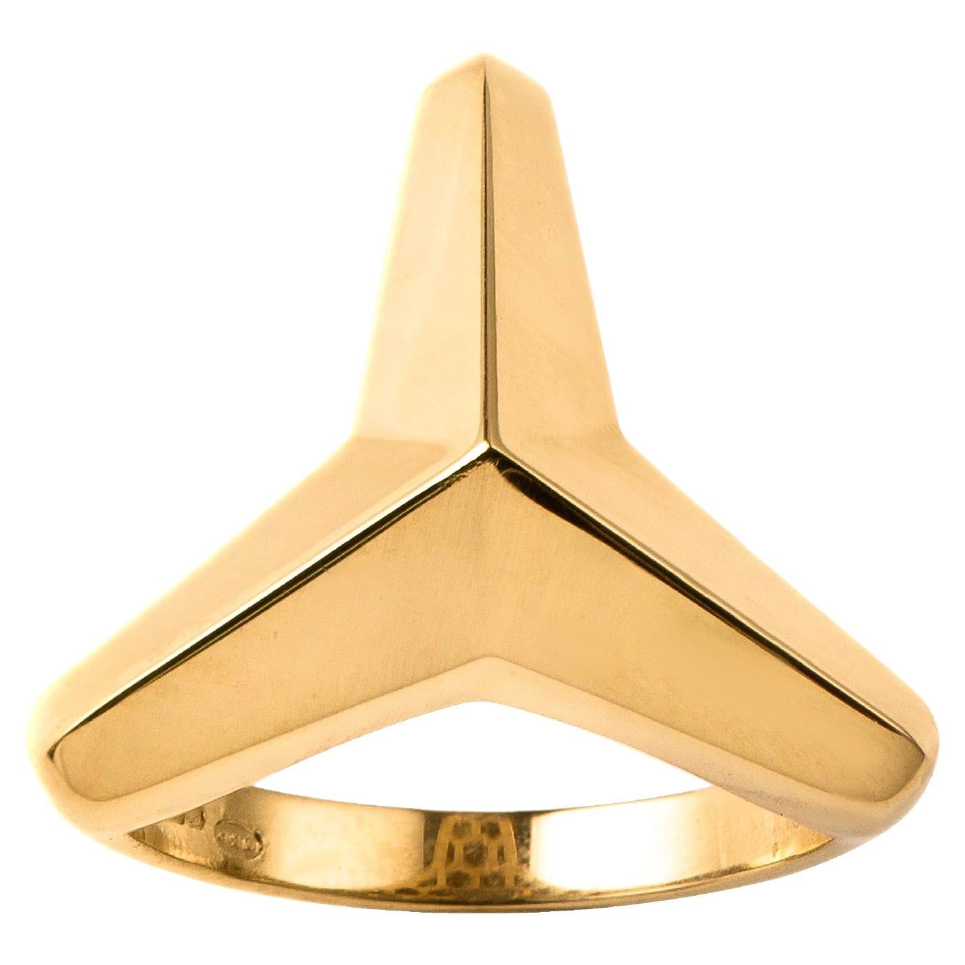 Maria Kotsoni Contemporary 18k Yellow Gold Three Pointed Star Sculptural Ring  For Sale