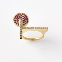 Maria Kotsoni Anillo escultural contemporáneo de oro amarillo de 18 quilates con topacio rubí y diamantes