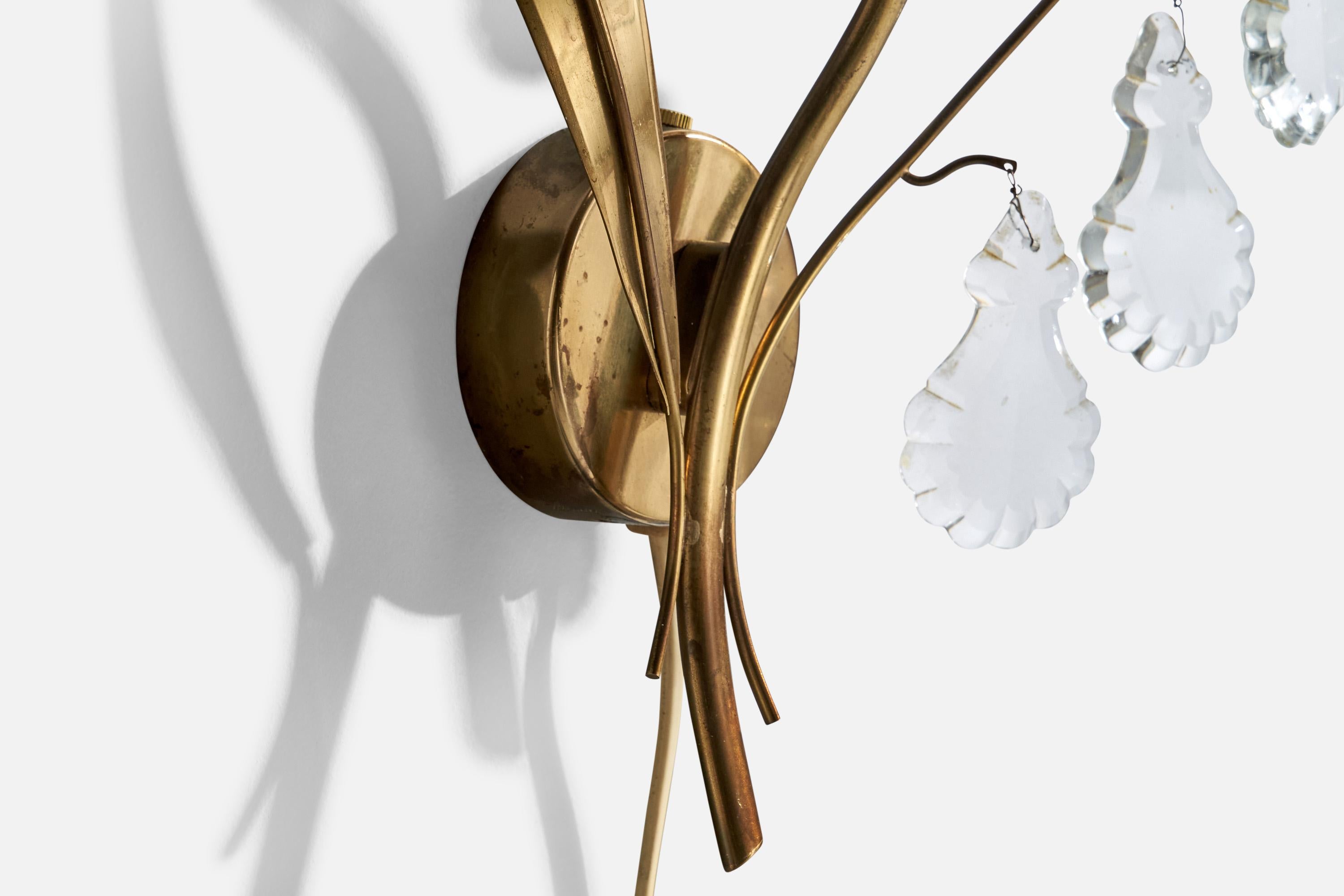 Maria Lindeman, Wall Light, Brass, Glass, Finland, 1950s For Sale 1