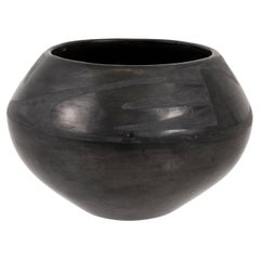 Retro Maria Martinez Black Ware Pottery Jar