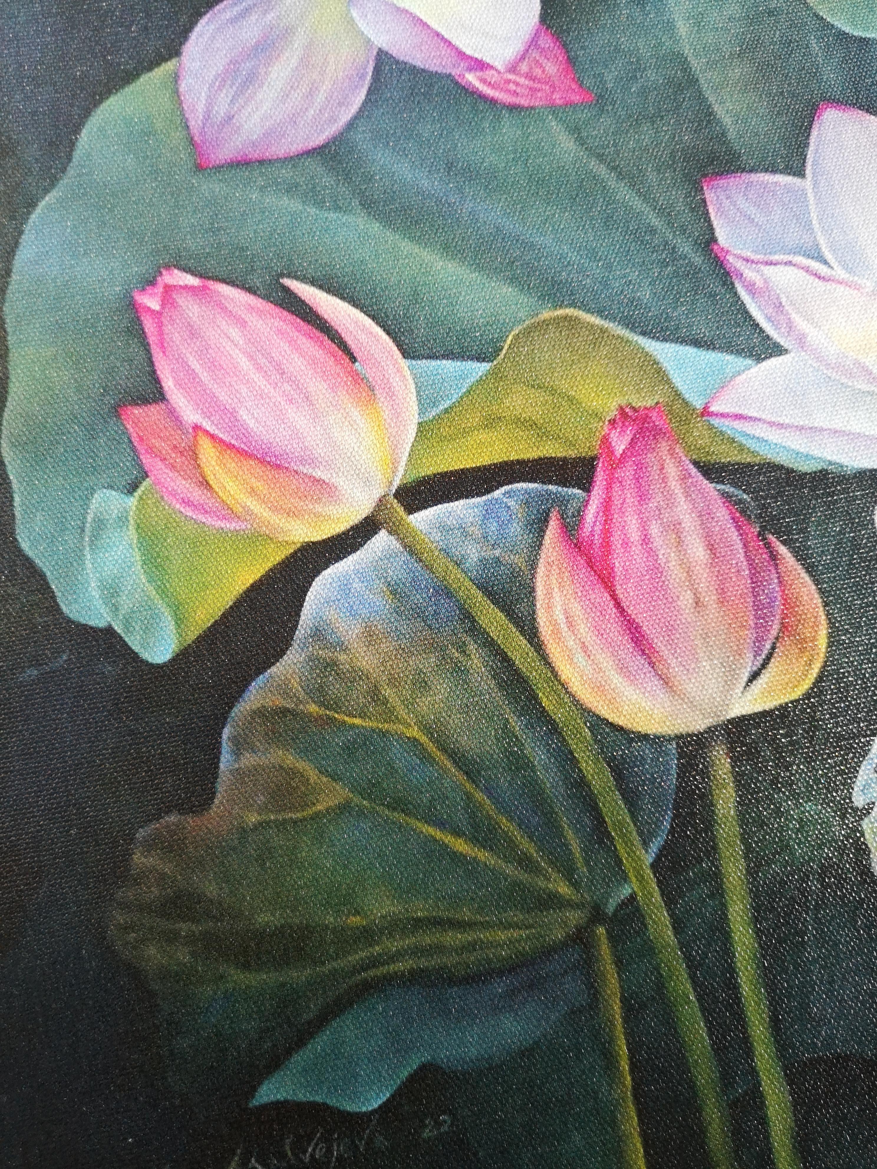 STÄRKE. REBIRTH. REINIGEN. Lotosblumen. Innenraum-Blumendruck von Maria Matveyeva im Angebot 11