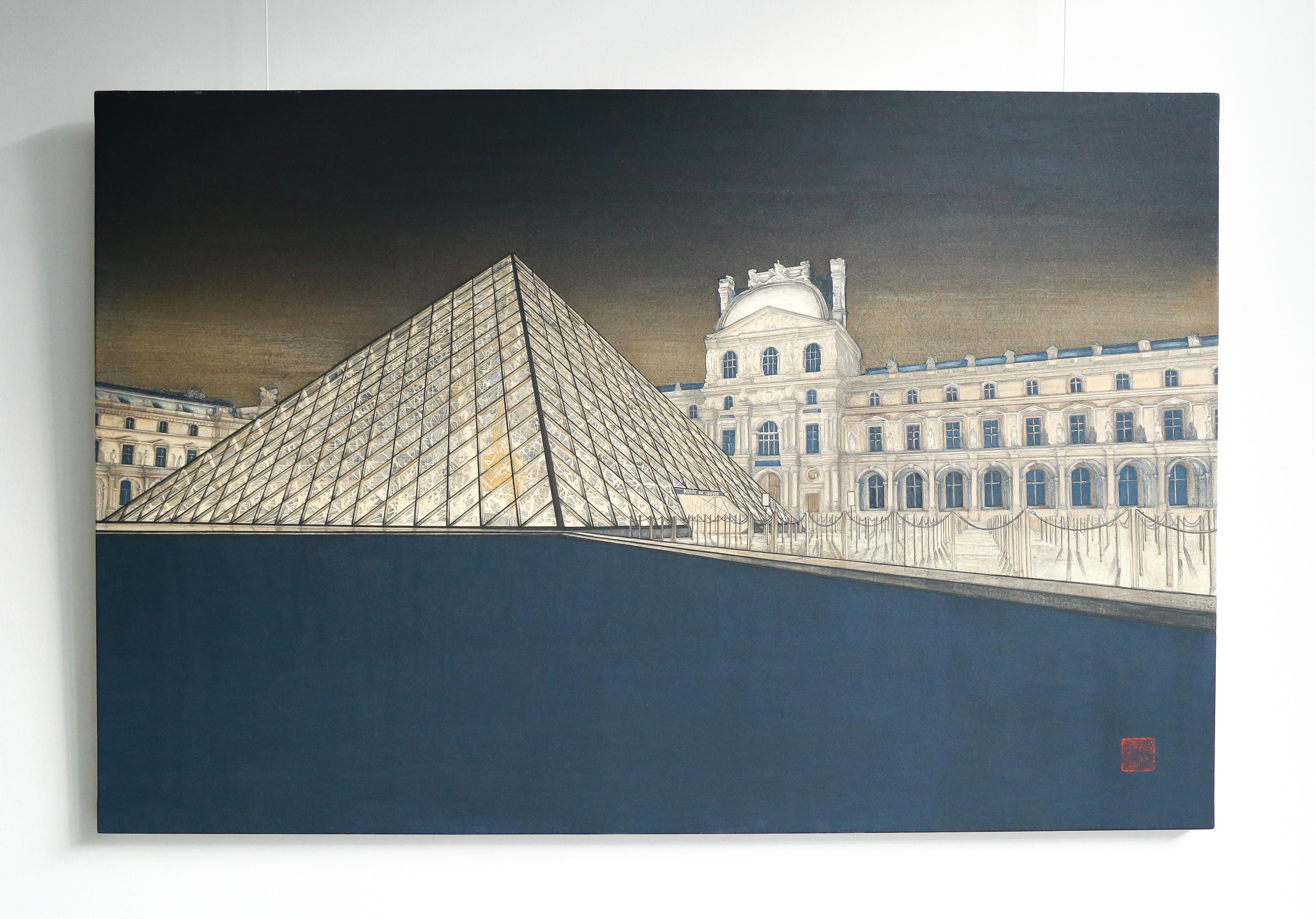 Mitternachts-Louvre – 24-Karat-Gold- und Mineralgemälde, Architekturrealismus, Paris (Schwarz), Landscape Painting, von Maria Mitsumori