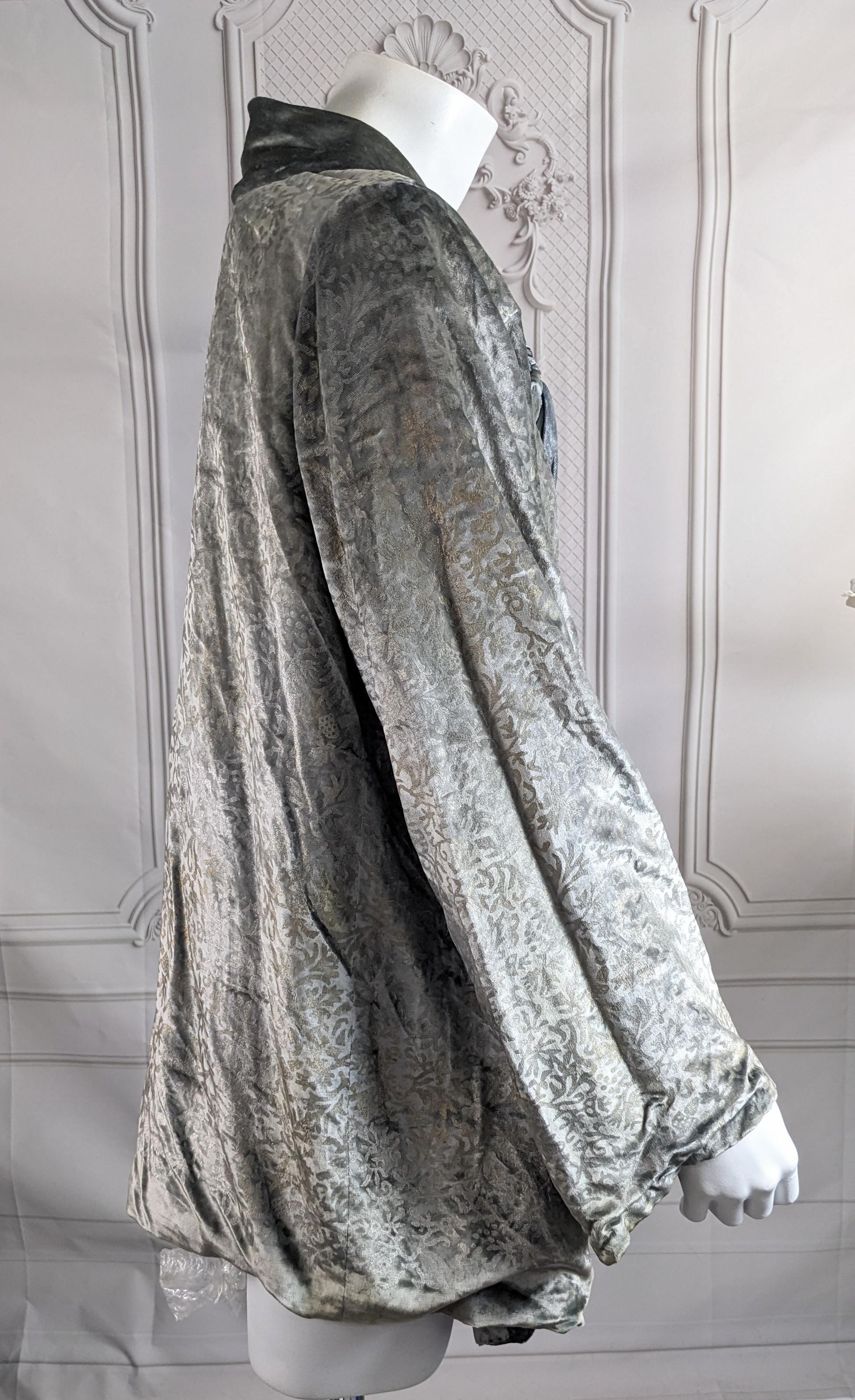 Chaqueta de noche de terciopelo Maria Monaci Gallenga, años 20 en venta 1