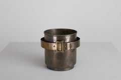 Raffredda-champagne / secchiello in argento placcato con patina molto marcata di Maria Pergay, 1957 circa