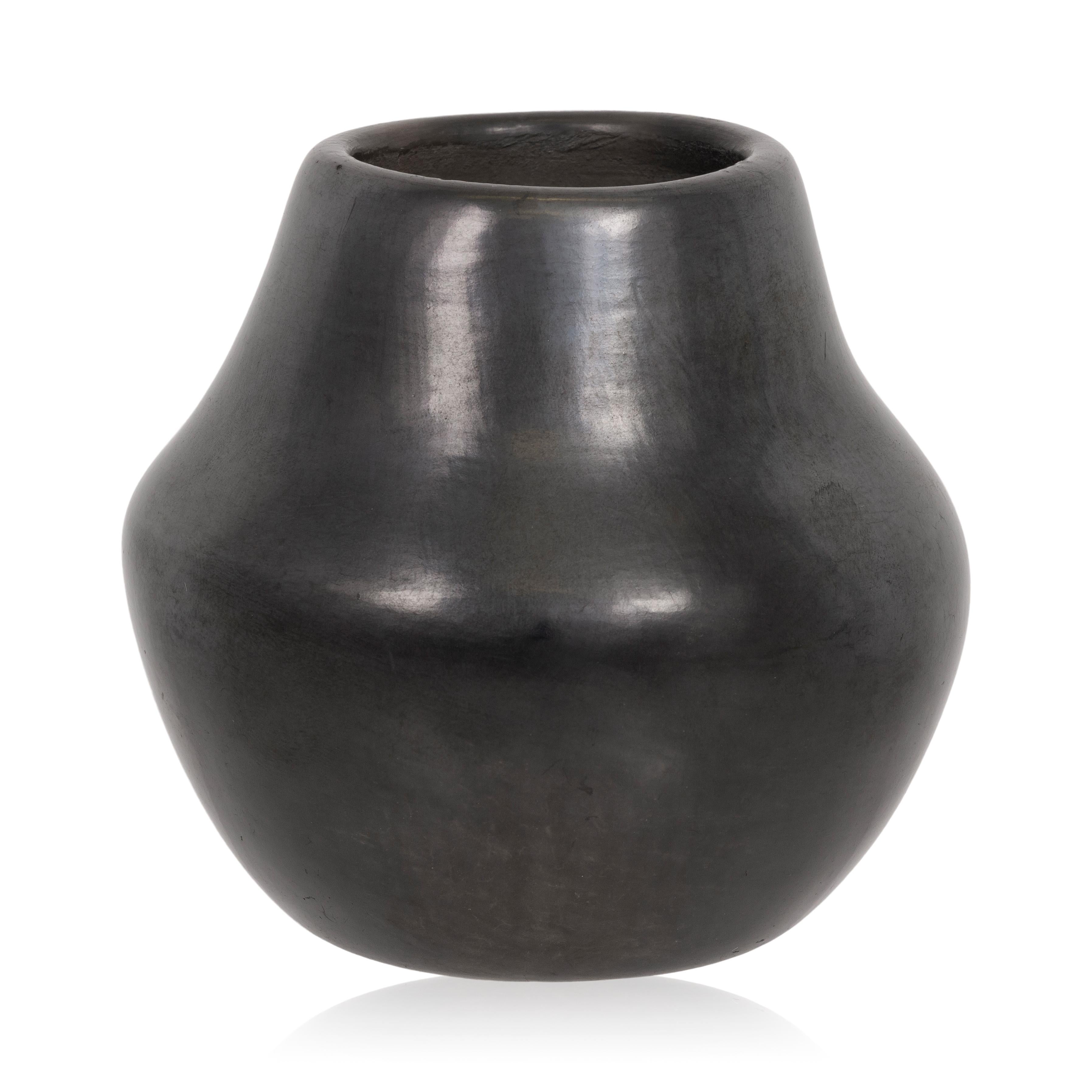 American Maria Poveka Martinez Black Ware Pottery Jar For Sale