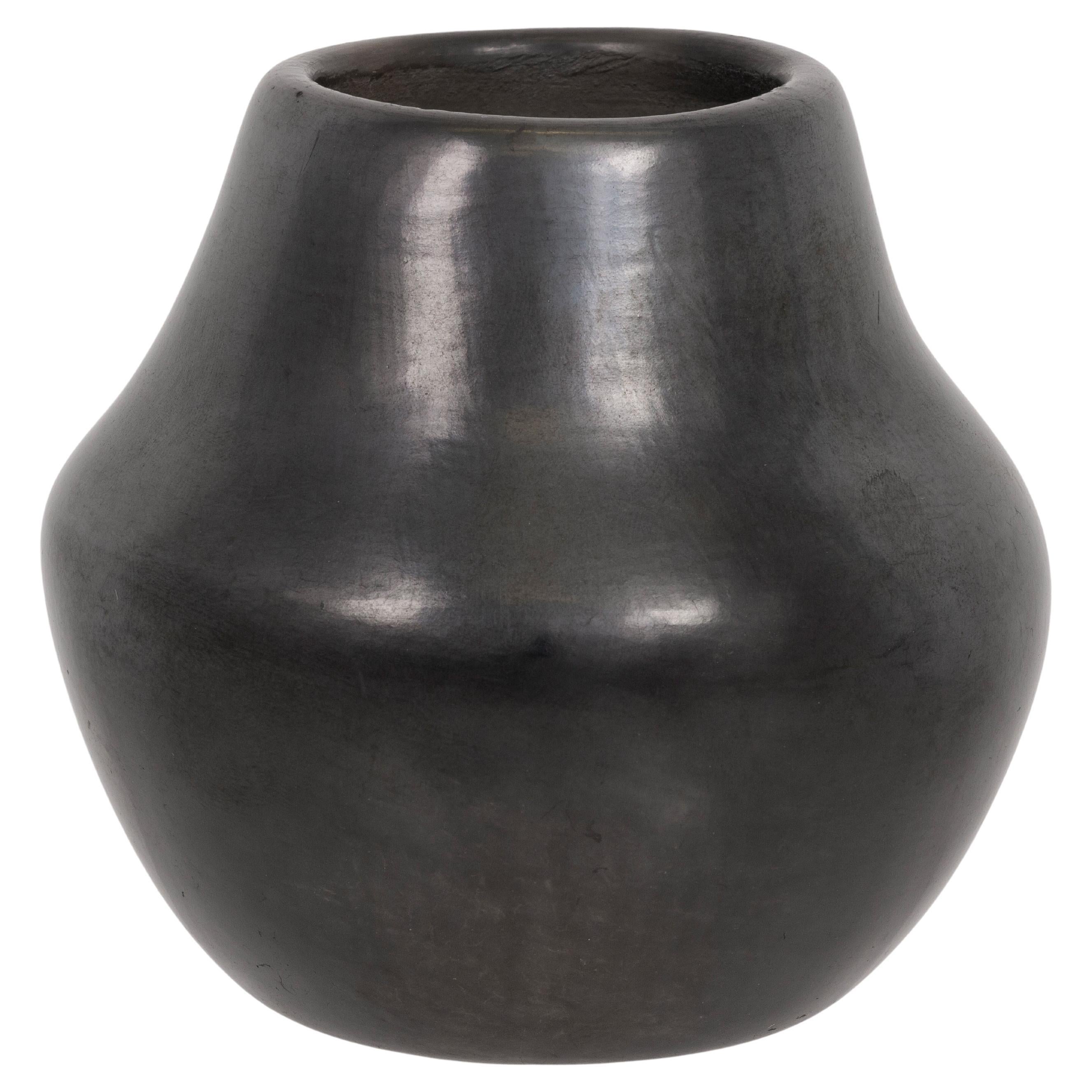 Maria Poveka Martinez Black Ware Pottery Jar For Sale