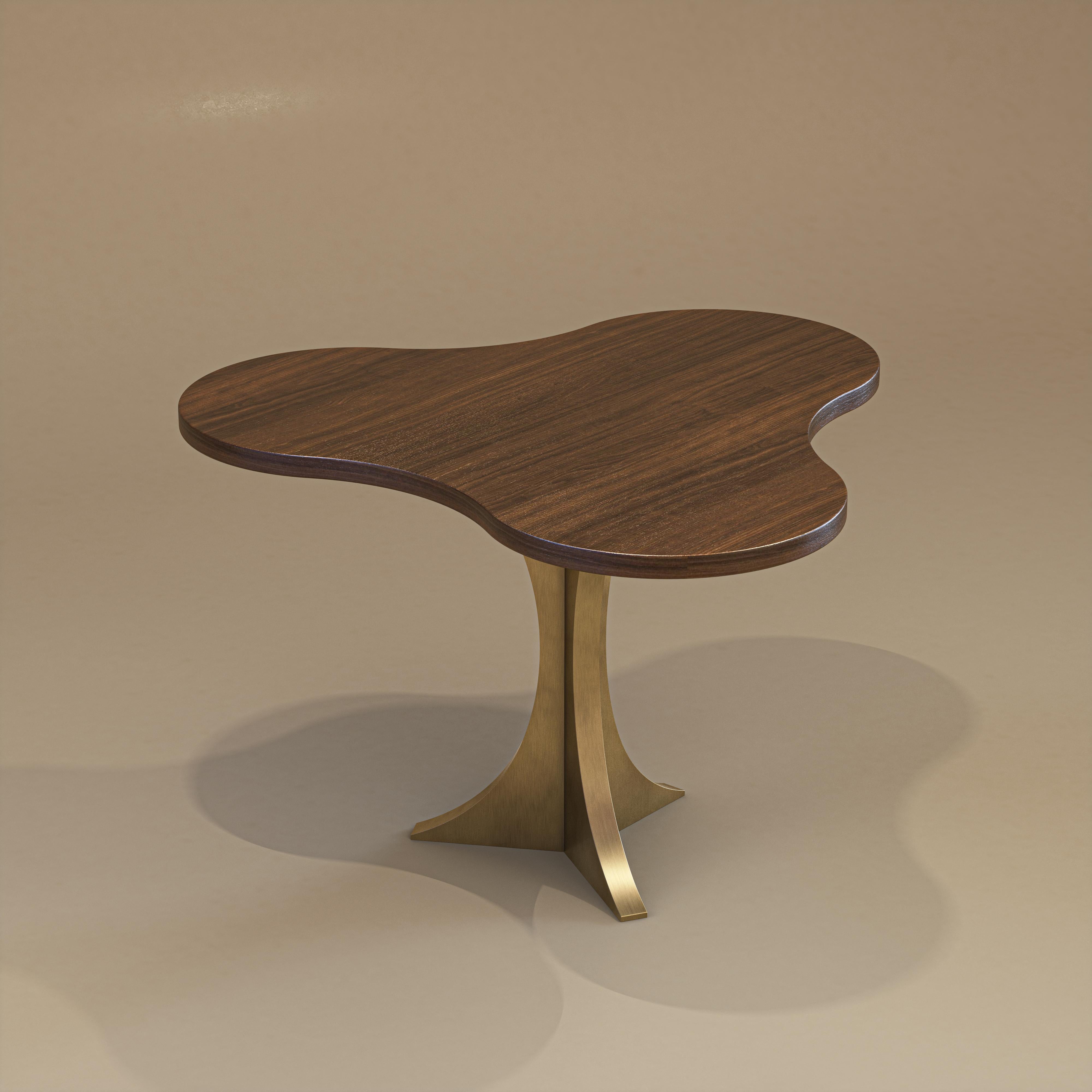 Organique Table d'appoint Maria - Ø 70 cm x H 42 cm -  plateau en marbre et pieds en laiton en vente