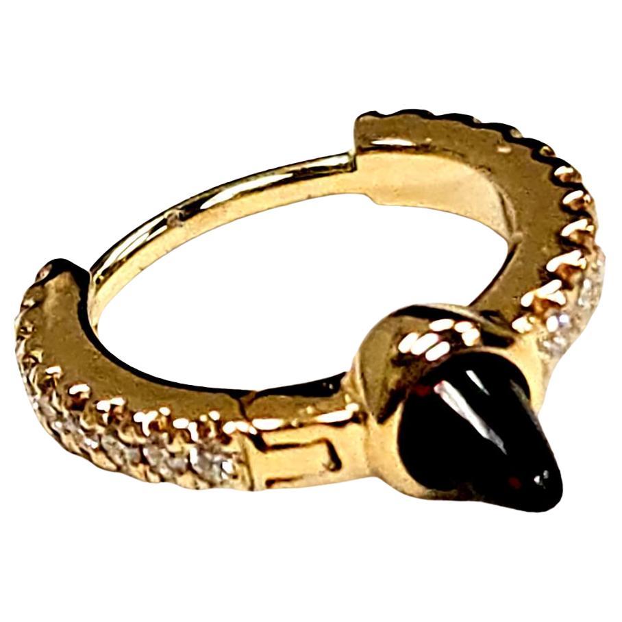 Maria Tash 18 Karat Gold Diamond and Fire Opal Single Hoop Earring en venta