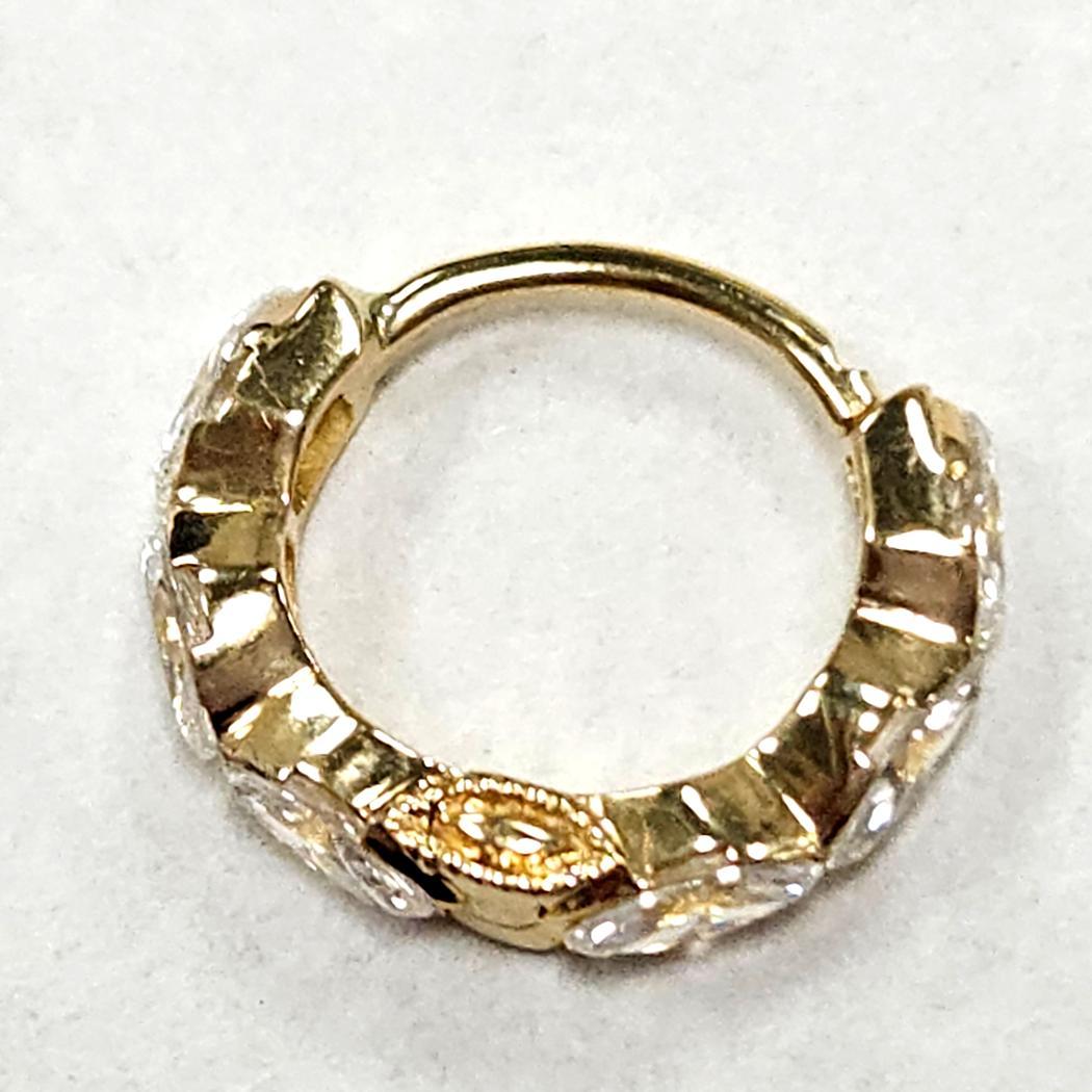 Maria Tash - Boucles d'oreilles en or jaune 18 carats avec diamants marqués en serti invisible Excellent état - En vente à North Miami, FL